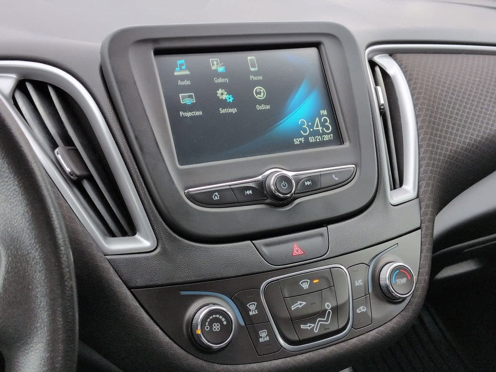 Thumbnail: 2017 Chevrolet Malibu - 28