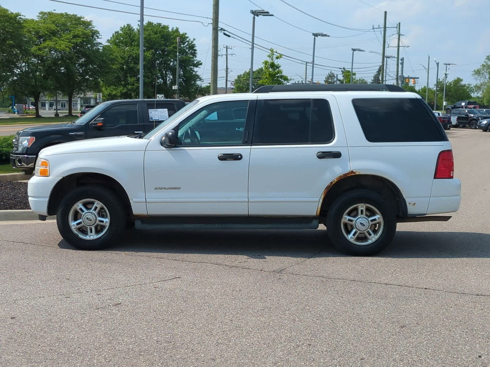 2005 Ford Explorer XLT 5