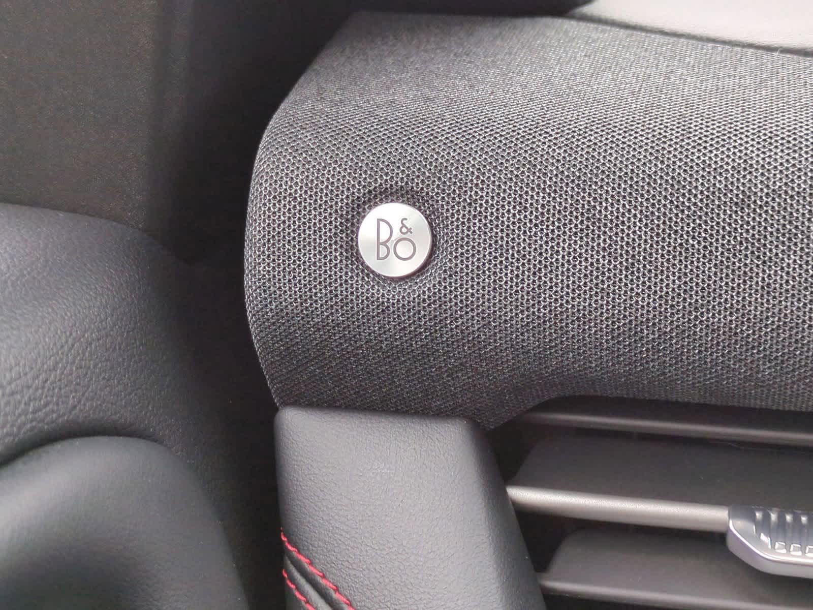 Thumbnail: 2025 Ford Explorer - 32