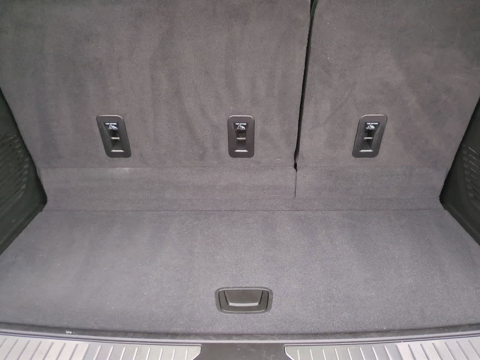 Thumbnail: 2024 Chevrolet Tahoe - 35