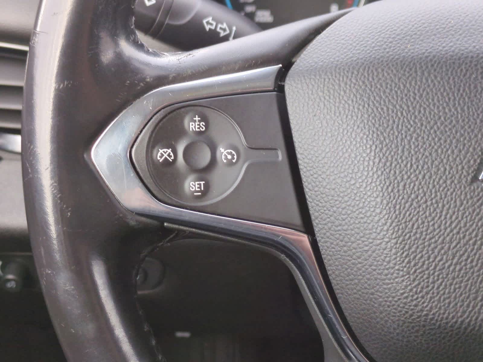 Thumbnail: 2018 Chevrolet Traverse - 25