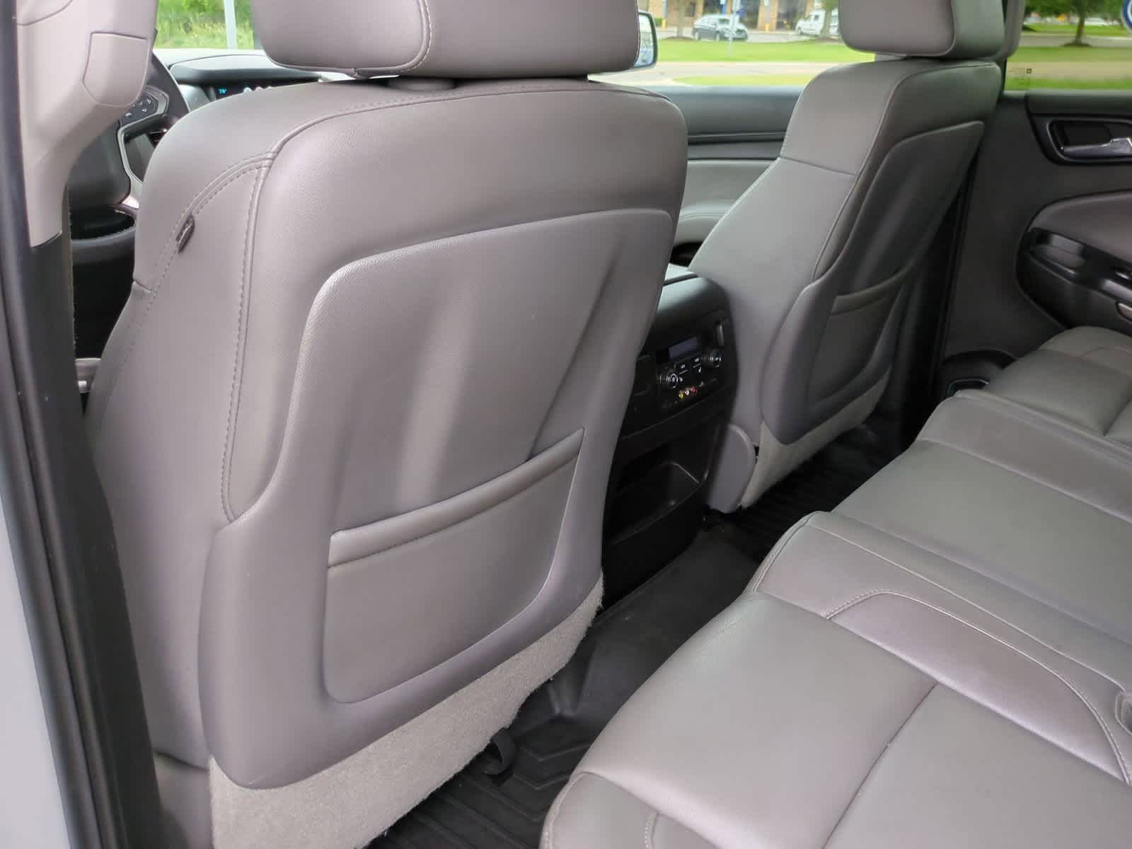 Thumbnail: 2015 Chevrolet Tahoe - 18