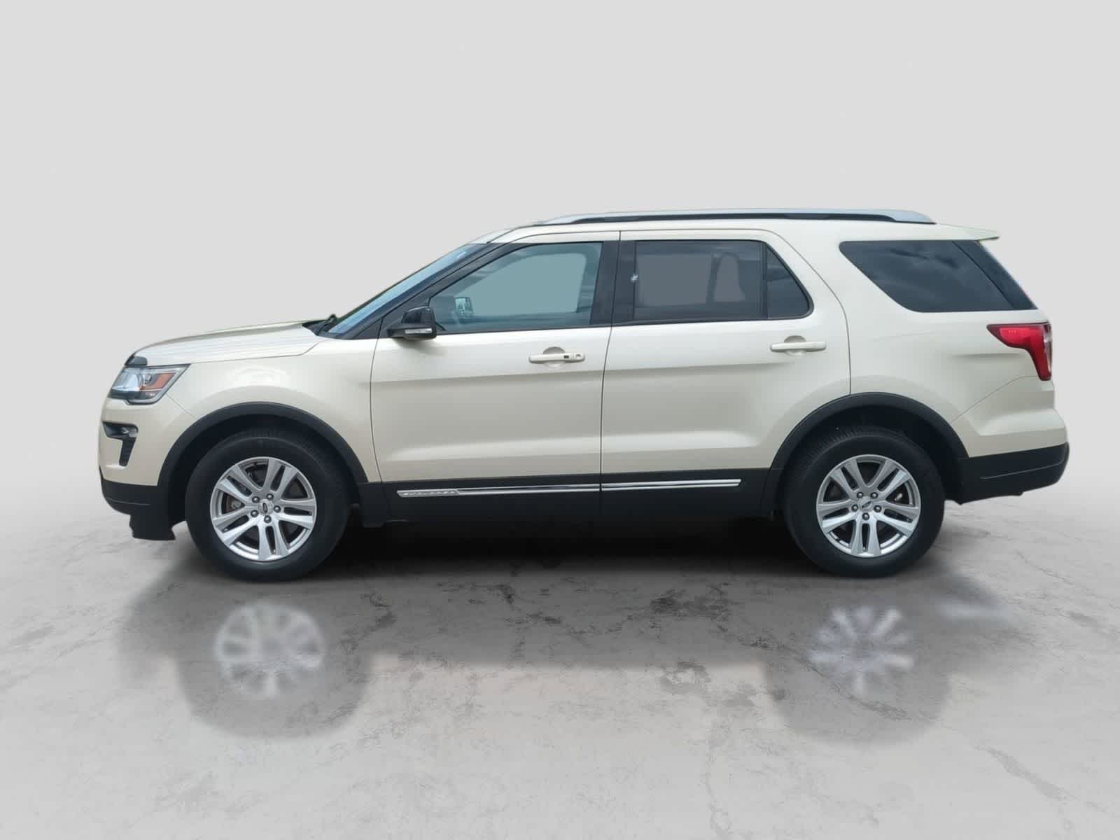 Thumbnail: 2018 Ford Explorer - 5