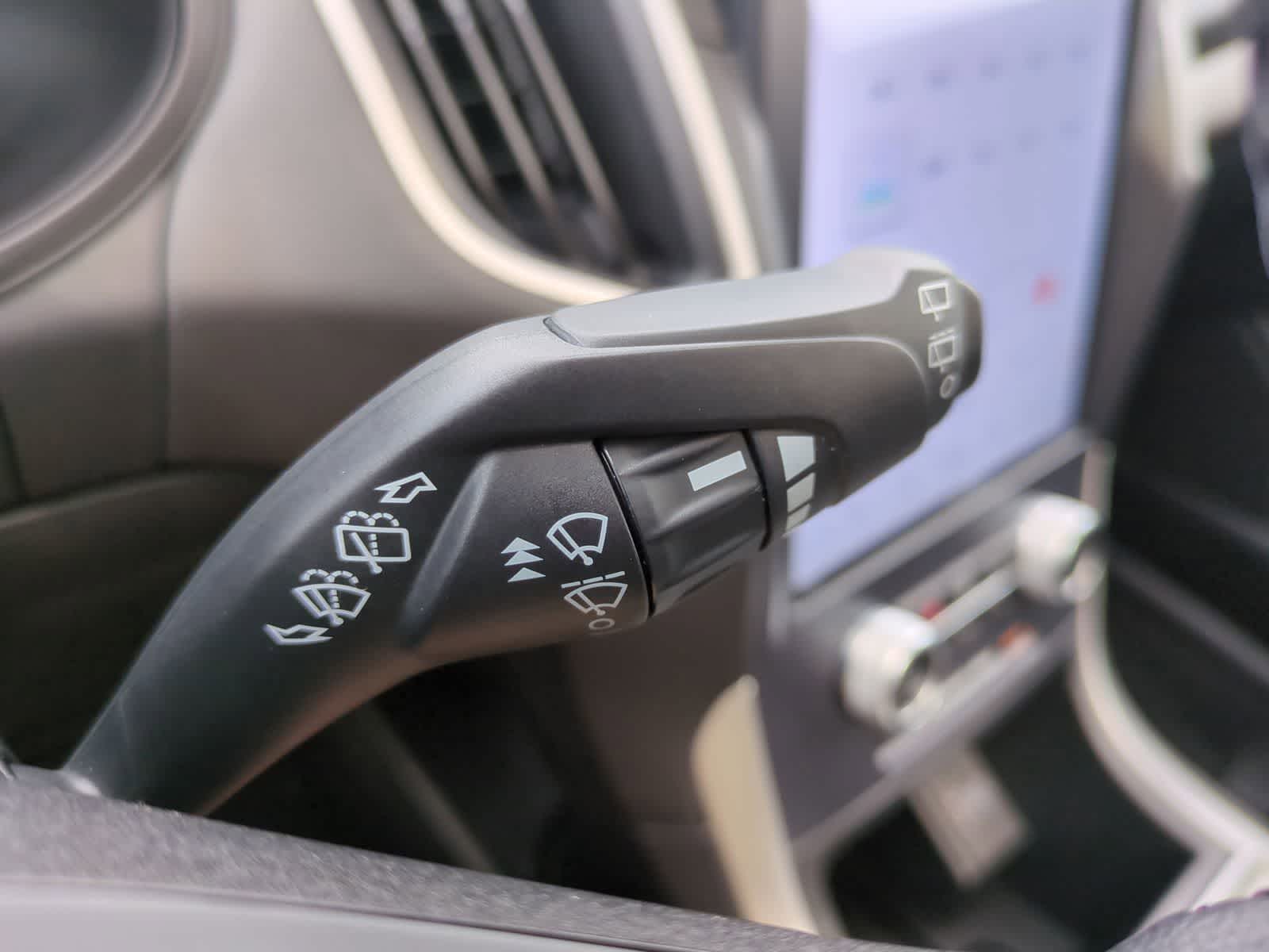 Thumbnail: 2023 Ford Edge - 27