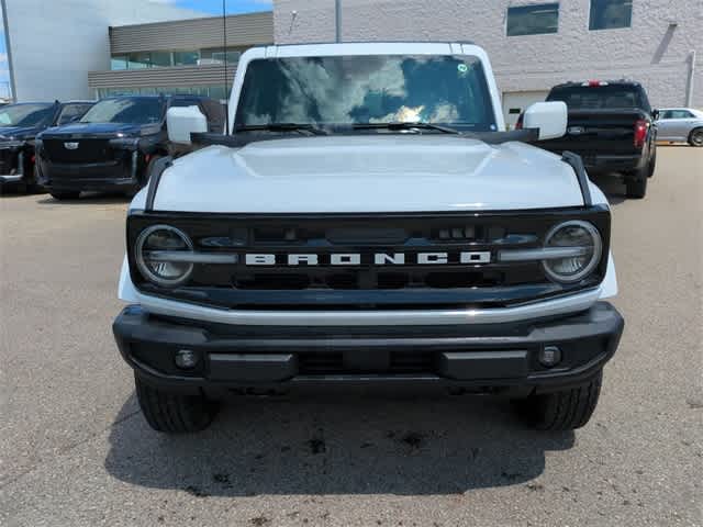2023 Ford Bronco Outer Banks 8