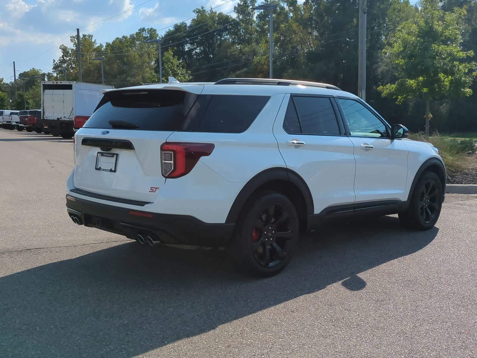 Thumbnail: 2022 Ford Explorer - 8