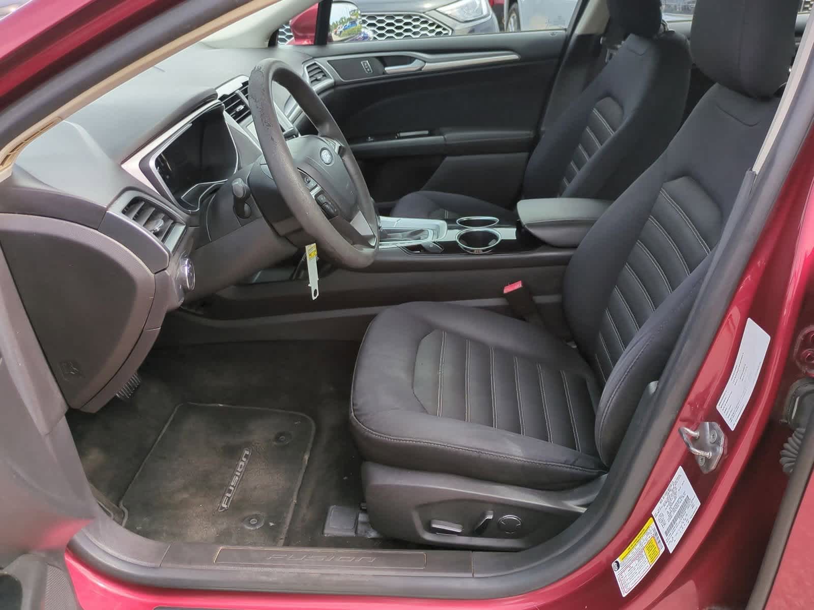 Thumbnail: 2013 Ford Fusion - 15