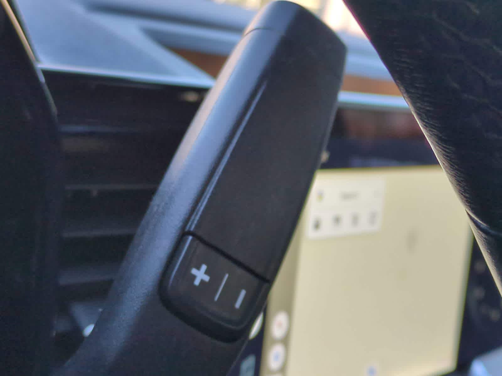 Thumbnail: 2022 Chevrolet Silverado 1500 - 31