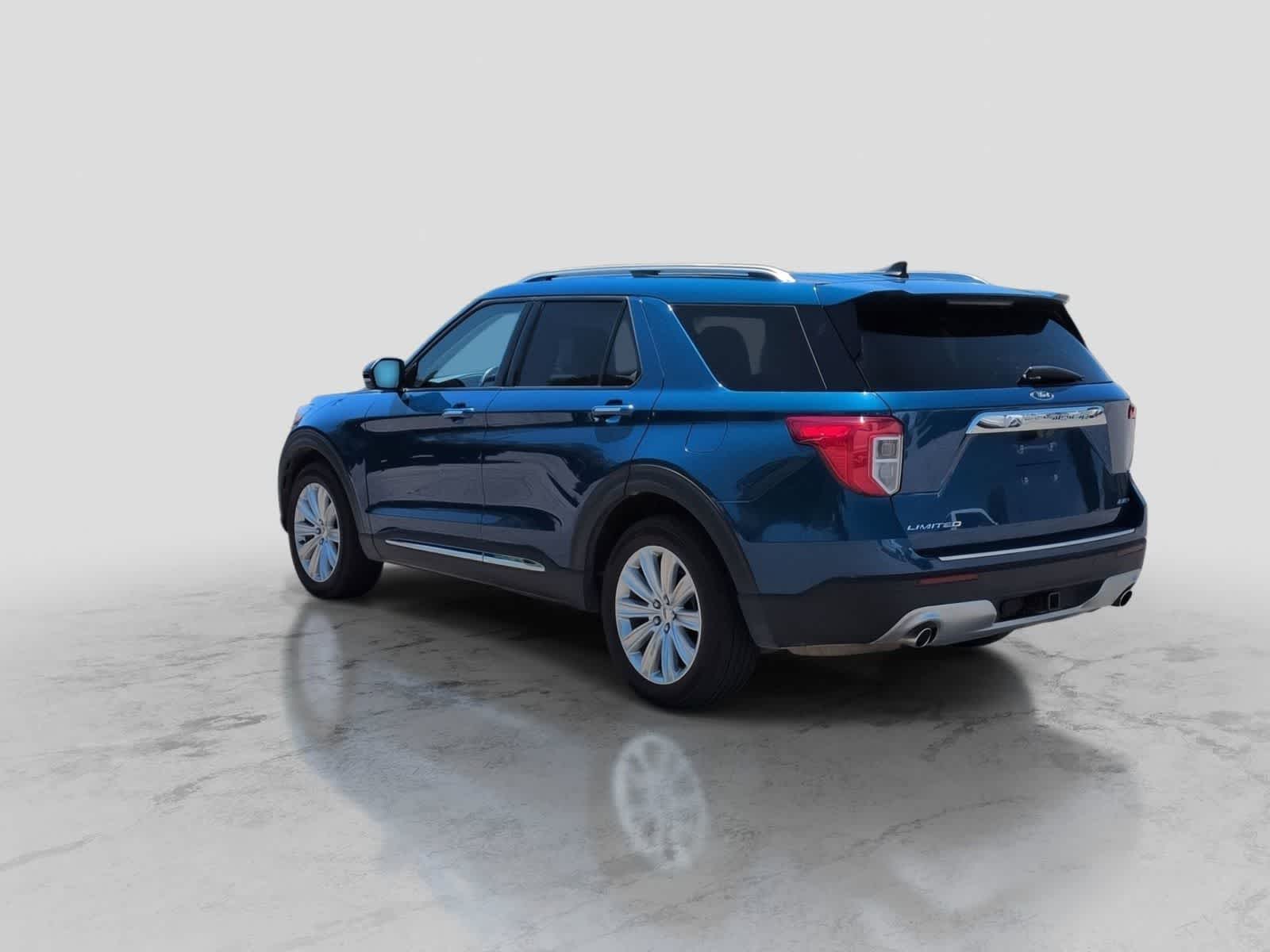 Thumbnail: 2022 Ford Explorer - 6