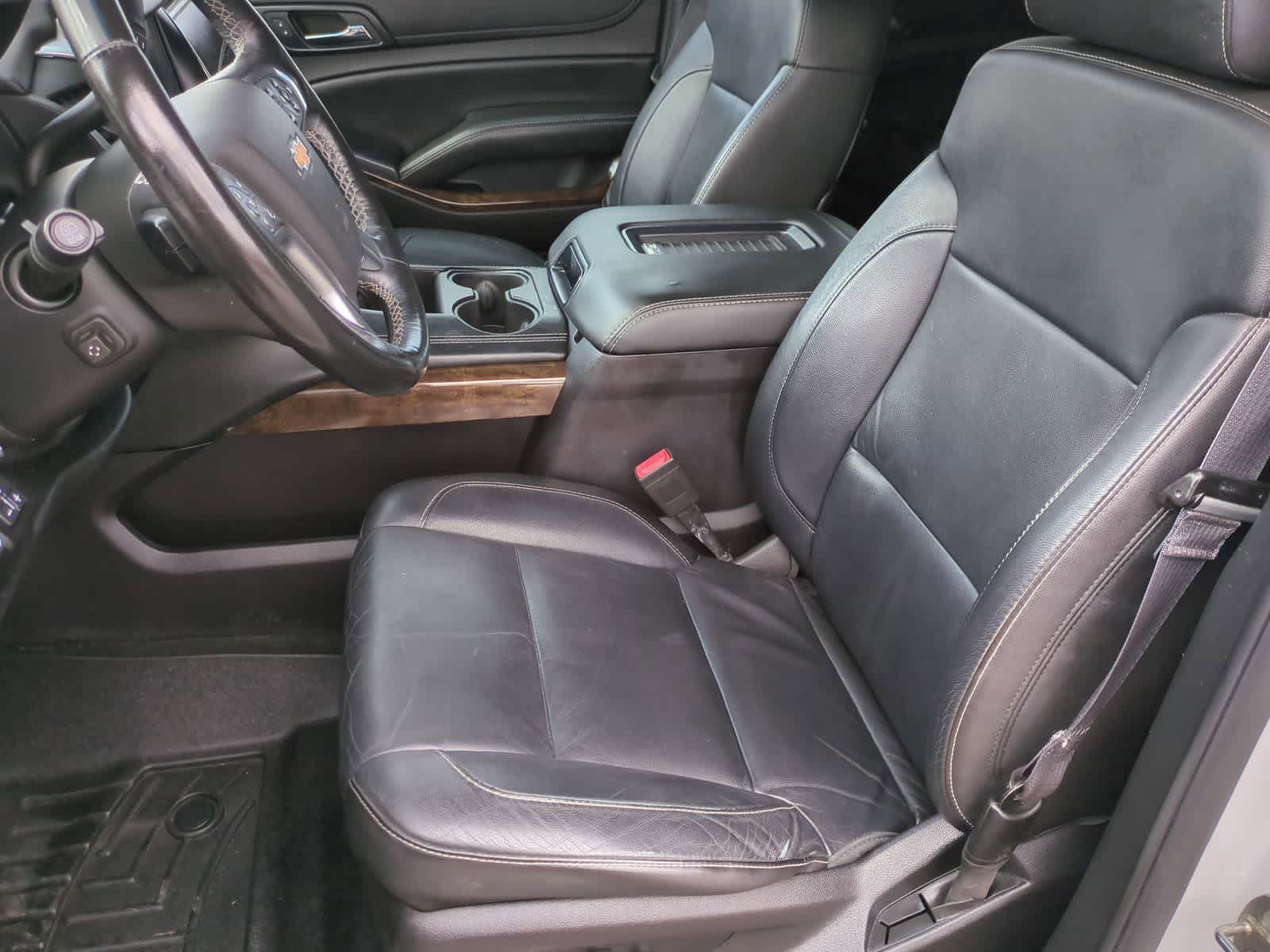 Thumbnail: 2015 Chevrolet Tahoe - 16