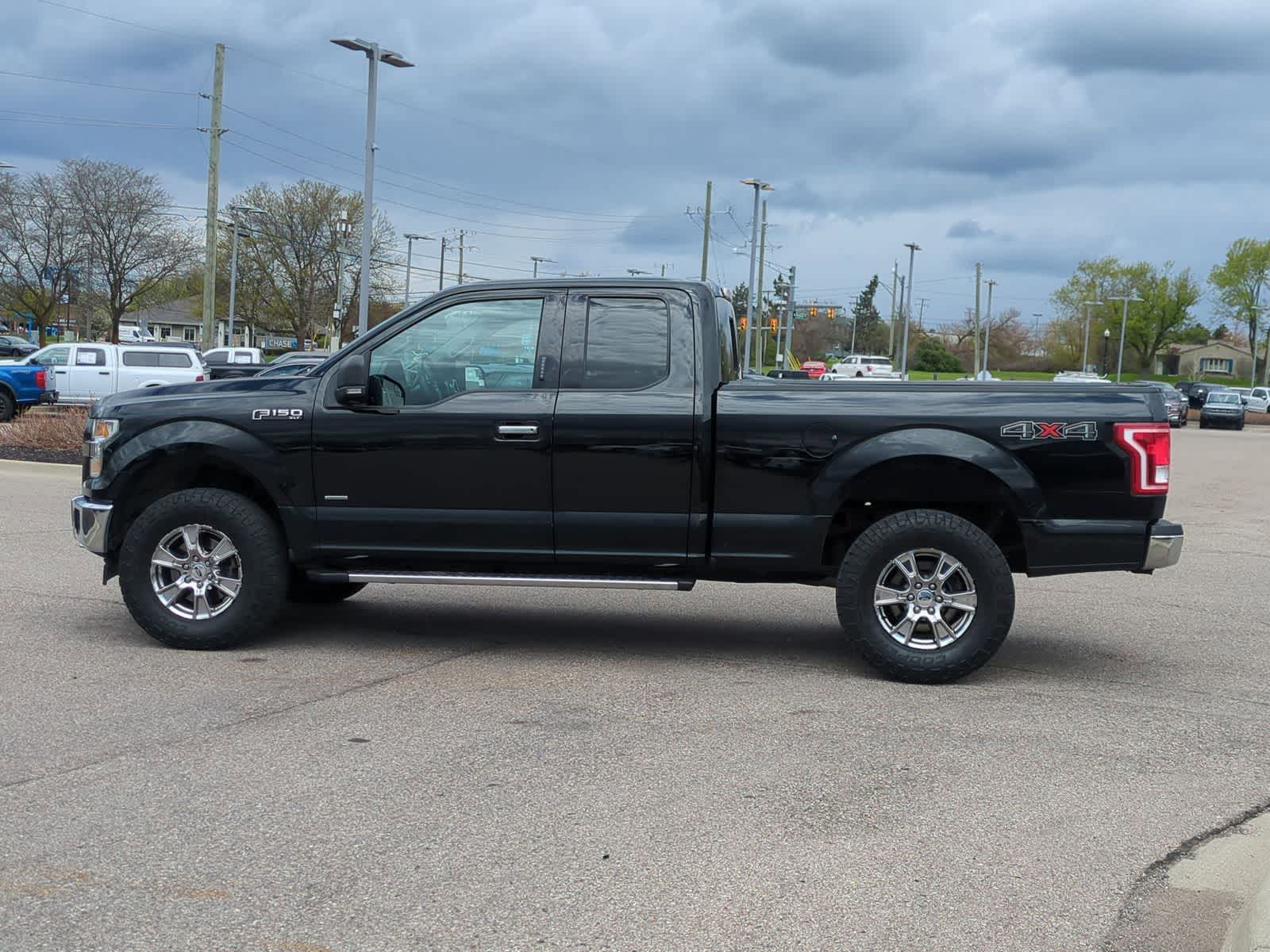 Thumbnail: 2017 Ford F-150 - 5