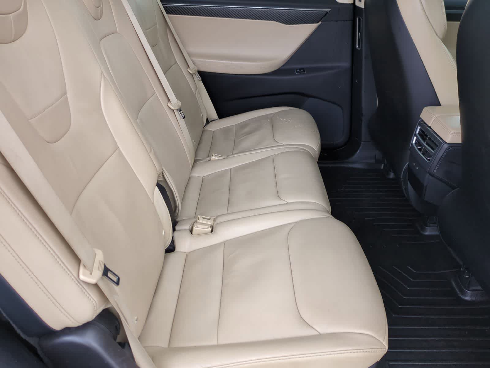 Thumbnail: 2017 Tesla Model X - 21