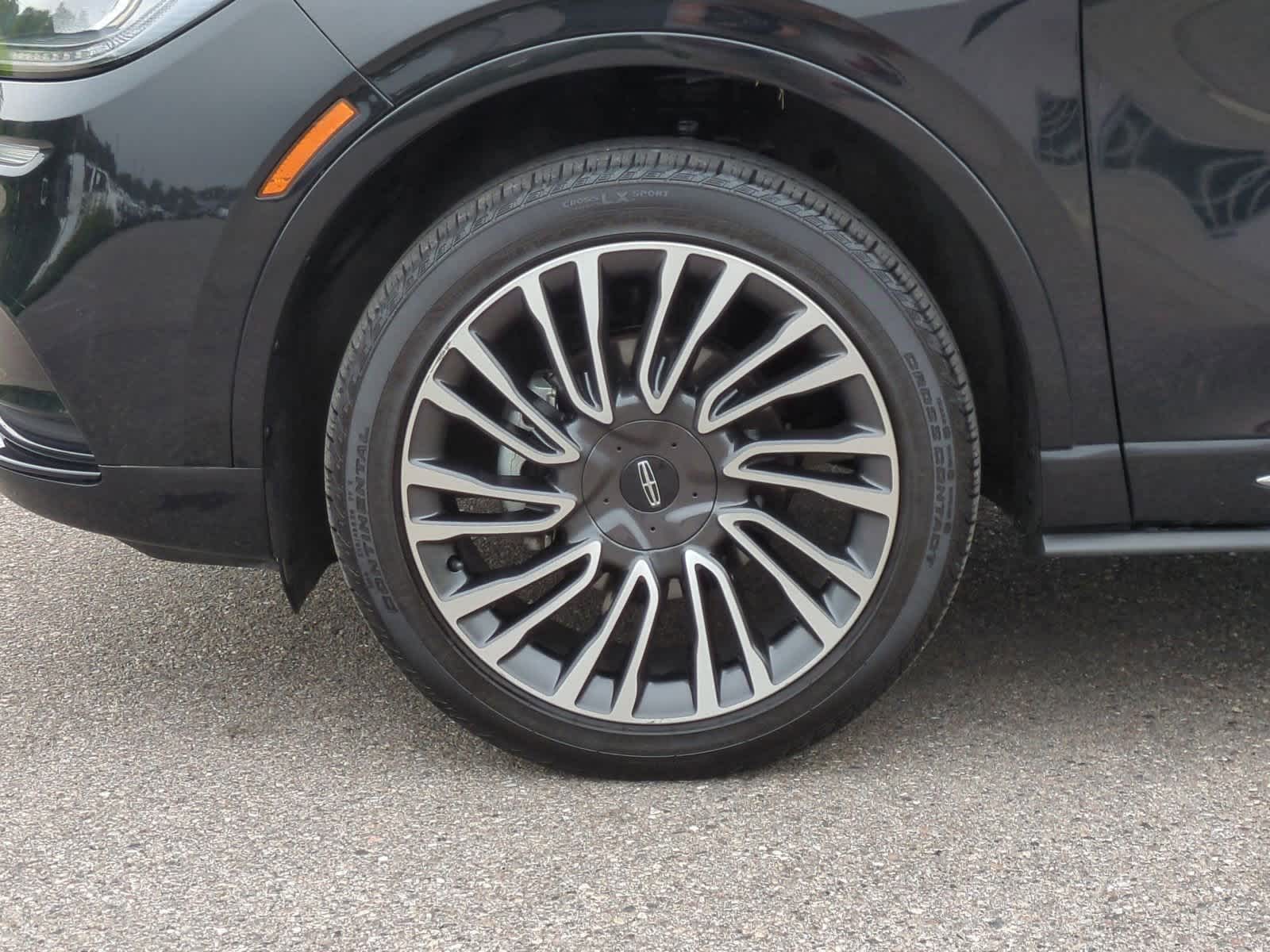 Thumbnail: 2022 Lincoln Corsair - 14