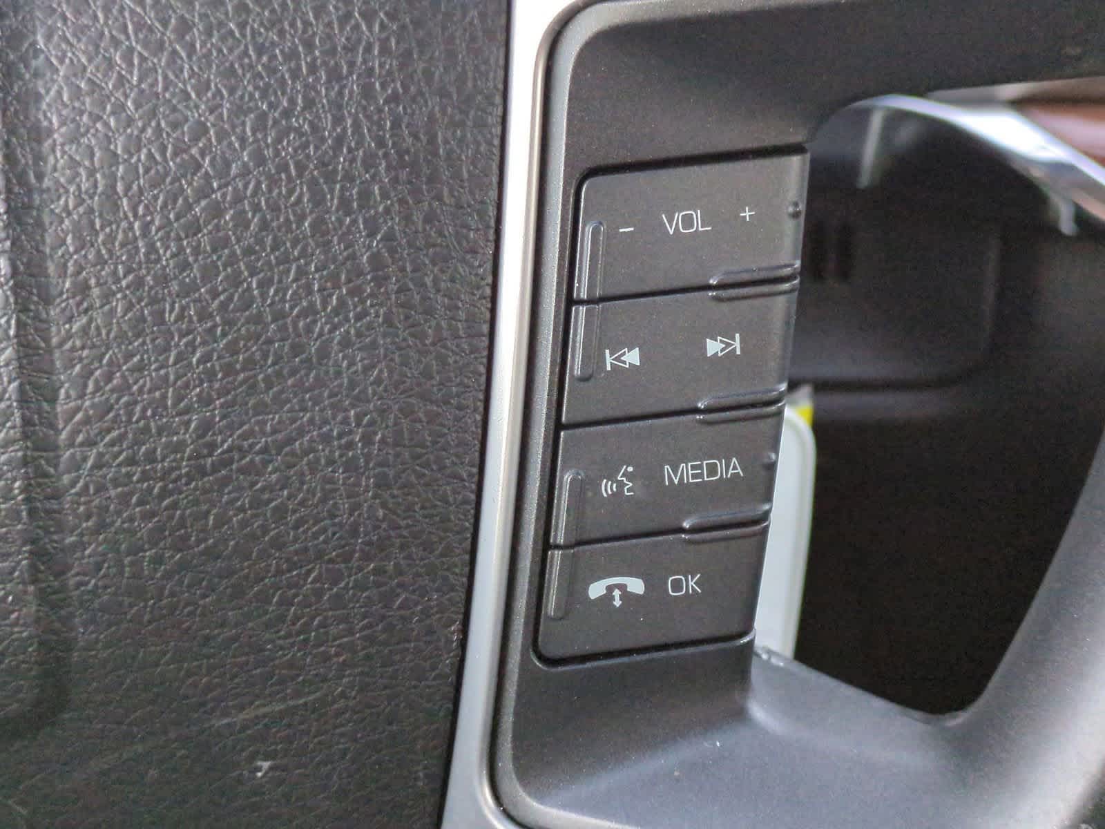 Thumbnail: 2012 Lincoln MKZ - 24