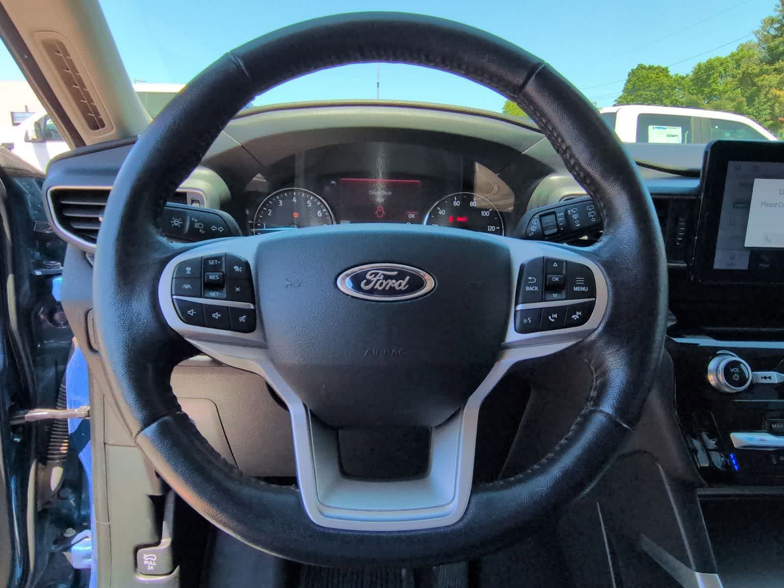 Thumbnail: 2022 Ford Explorer - 24