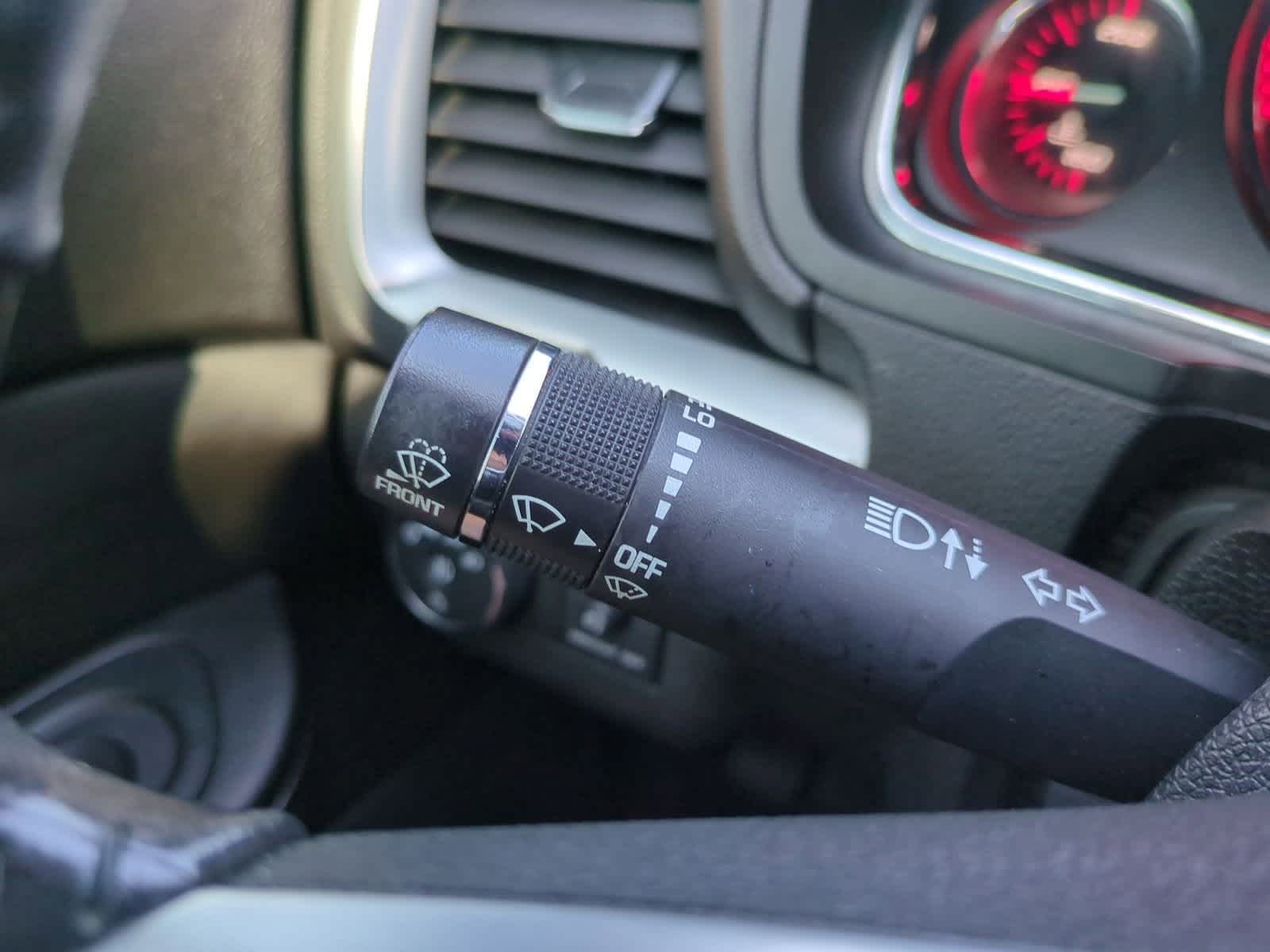 Thumbnail: 2015 GMC Acadia - 27