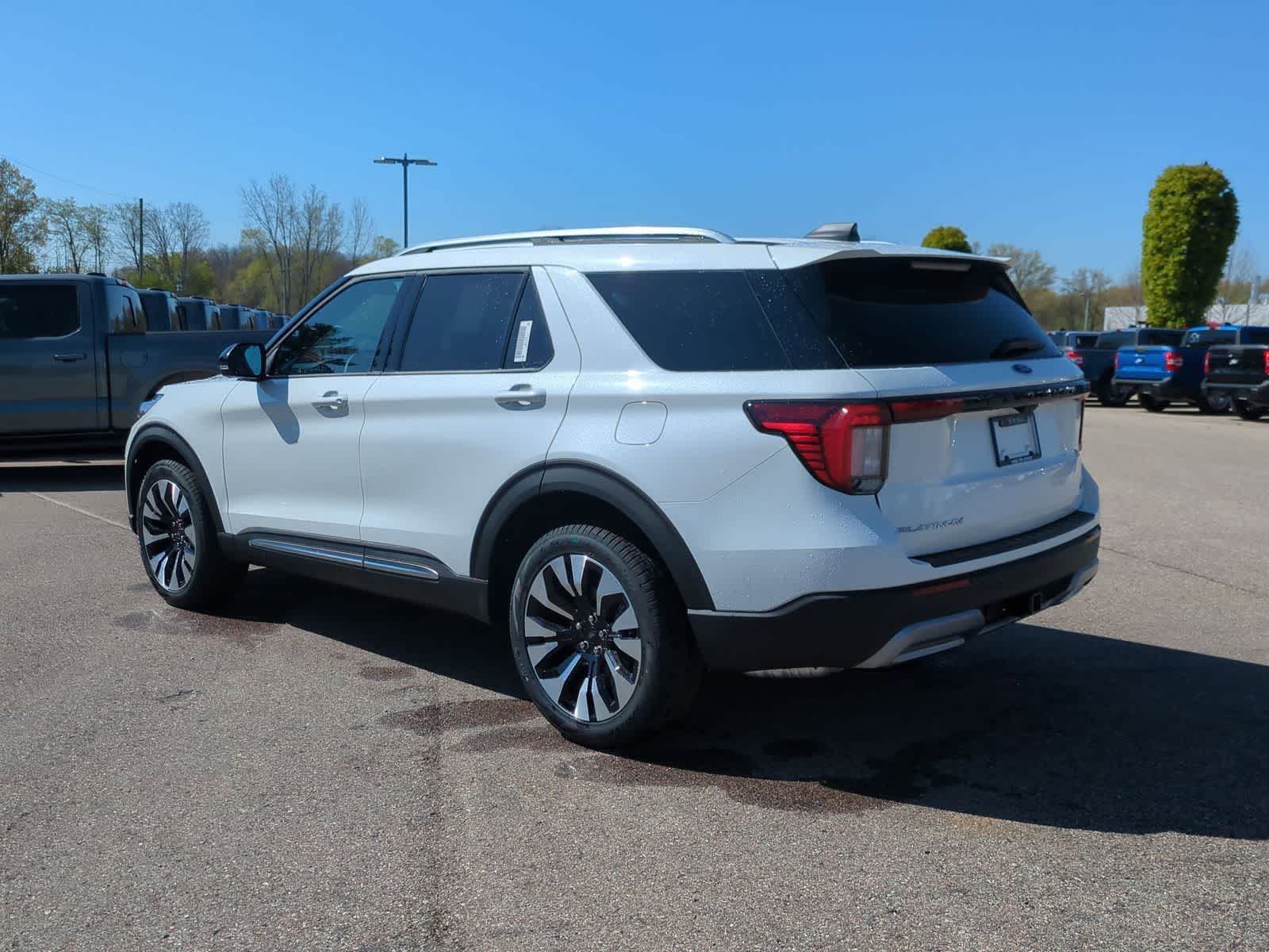 Thumbnail: 2026 Ford Explorer - 6