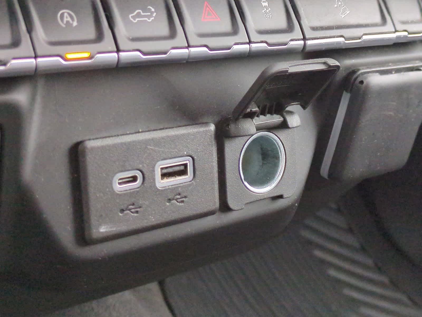 Thumbnail: 2022 Chevrolet Silverado 1500 - 29