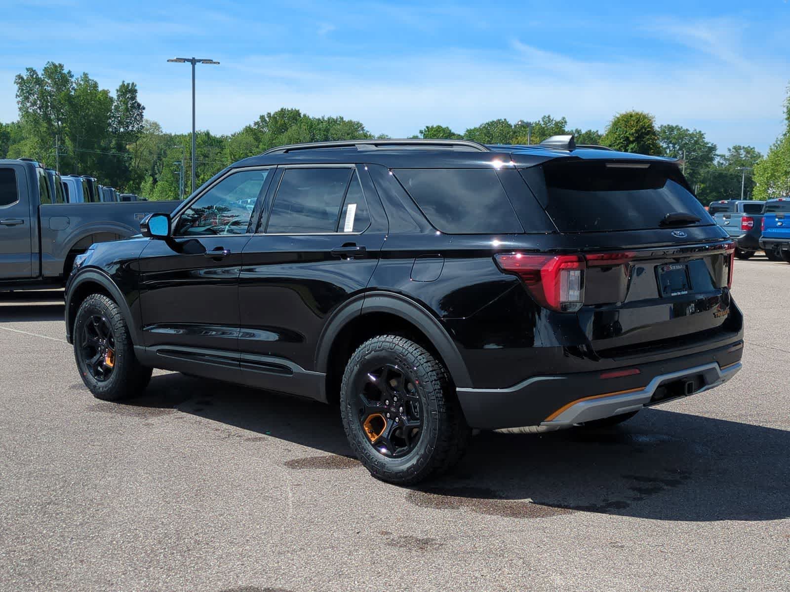 Thumbnail: 2026 Ford Explorer - 6