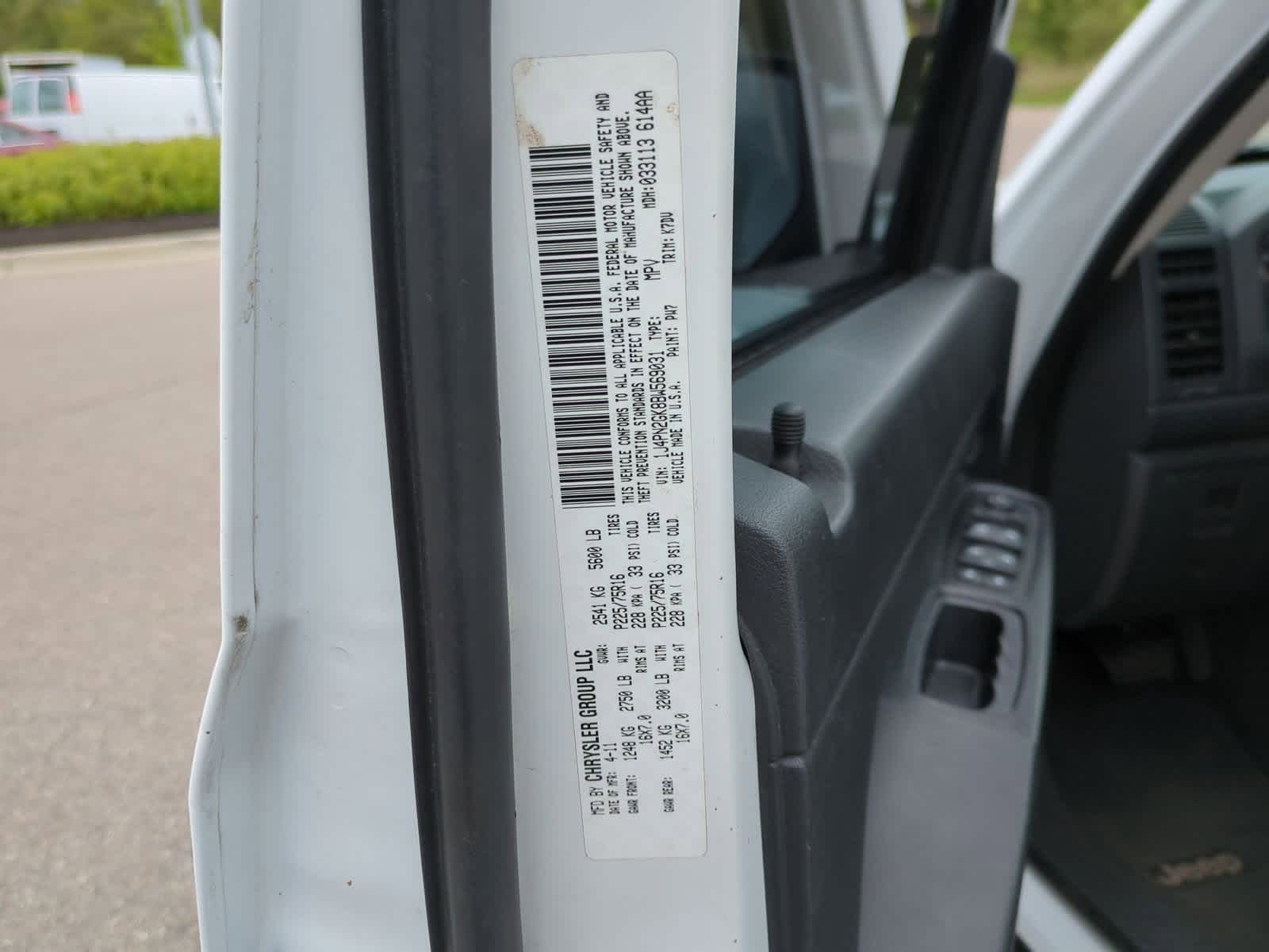 Thumbnail: 2011 Jeep Liberty - 34