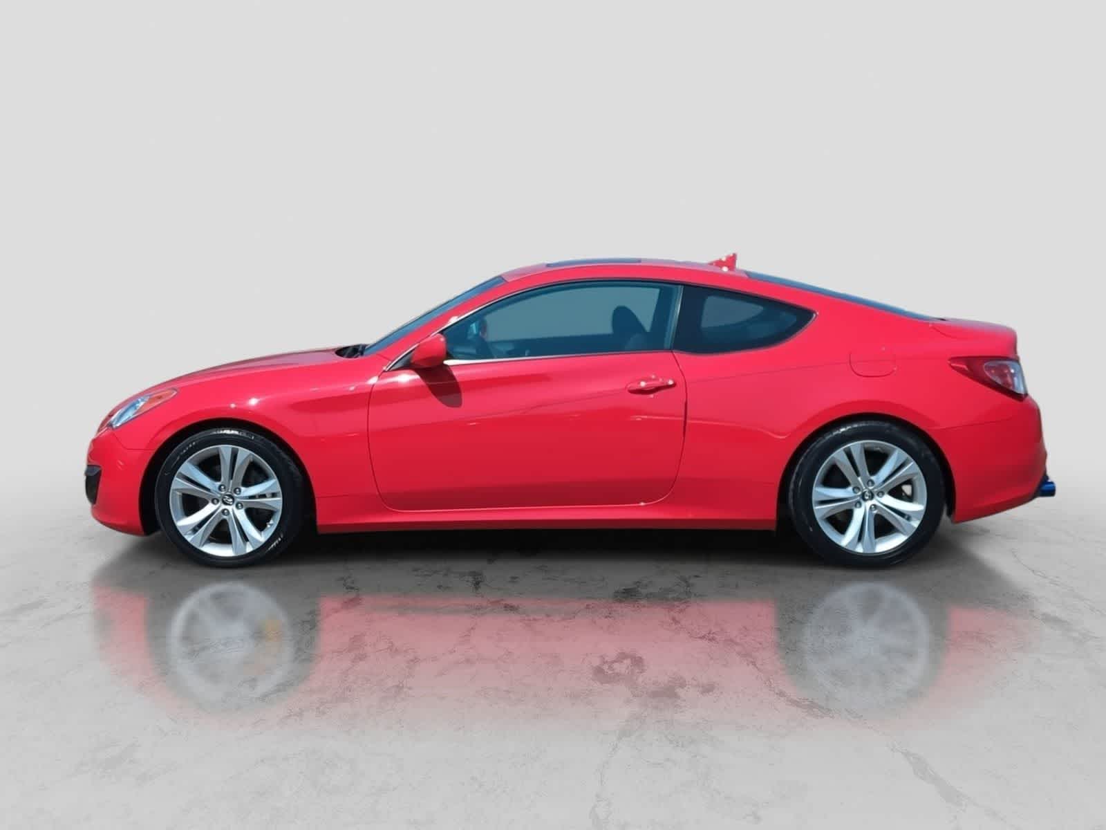 Thumbnail: 2012 Hyundai Genesis - 5