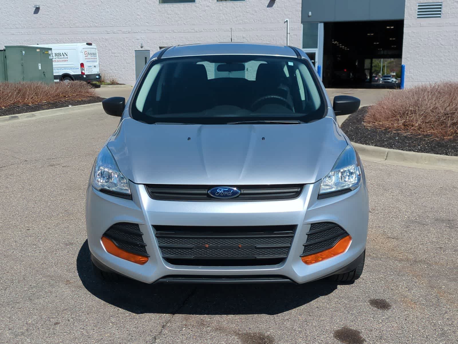 Thumbnail: 2016 Ford Escape - 3