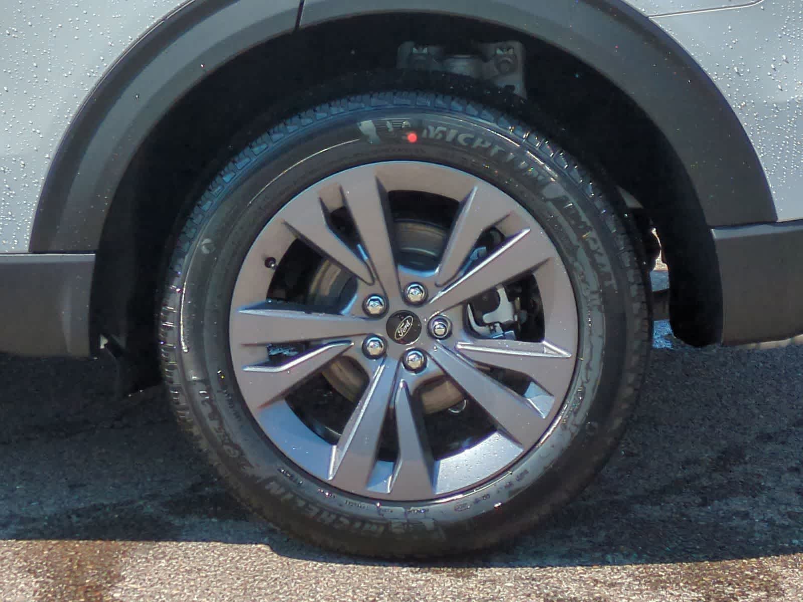 Thumbnail: 2026 Ford Explorer - 7
