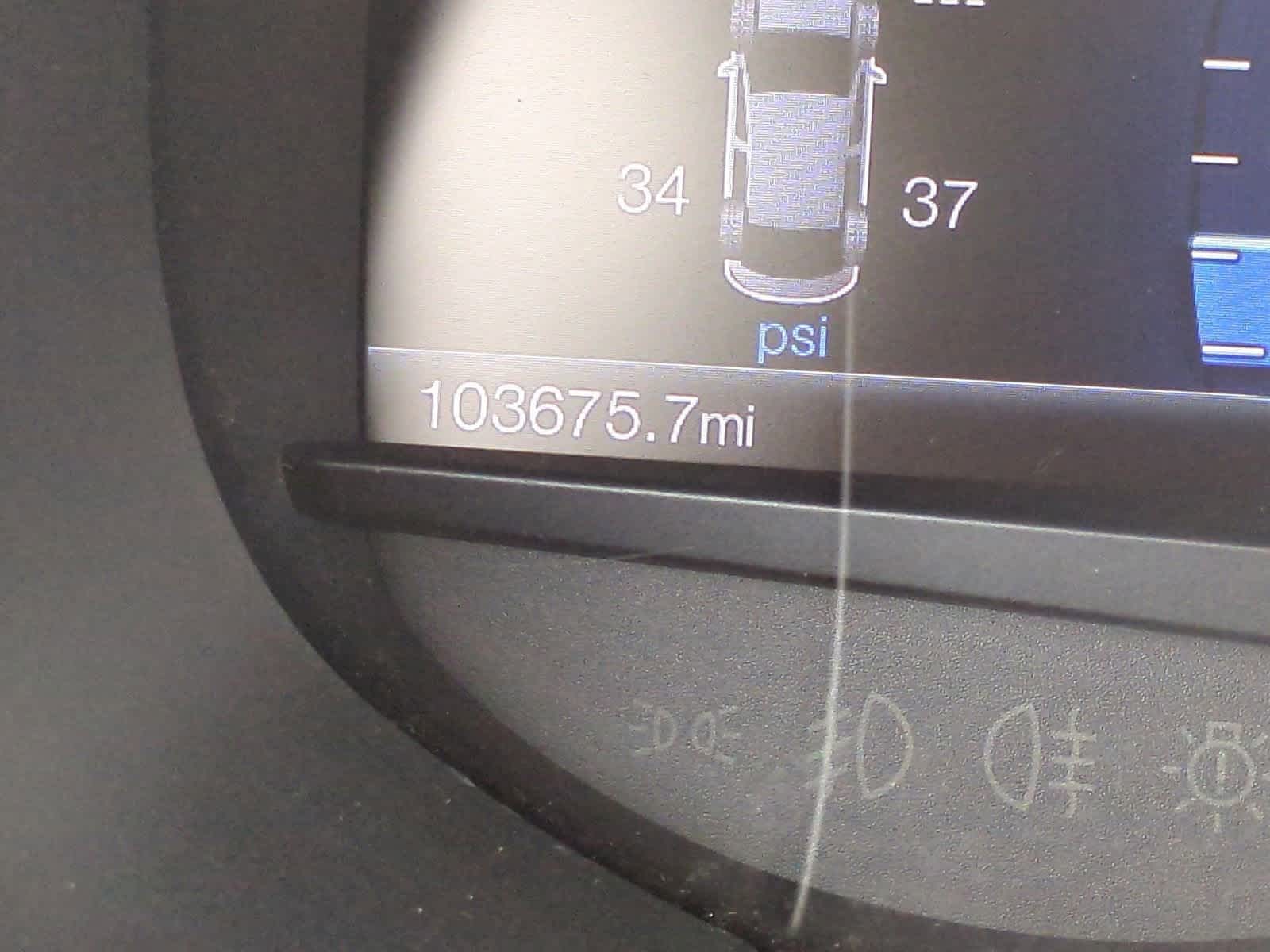 2015 Ford Edge SEL 32
