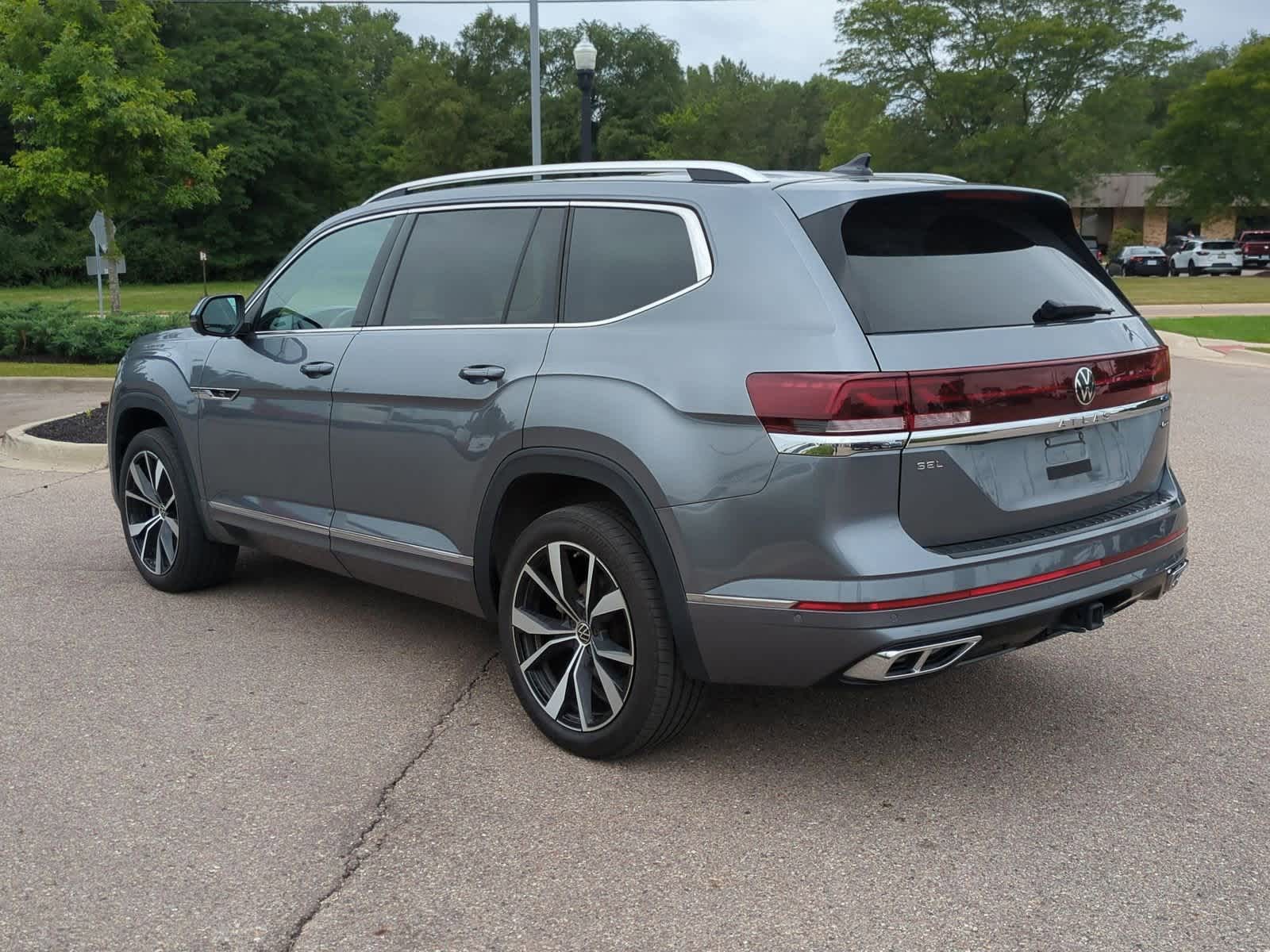 Thumbnail: 2024 Volkswagen Atlas - 6