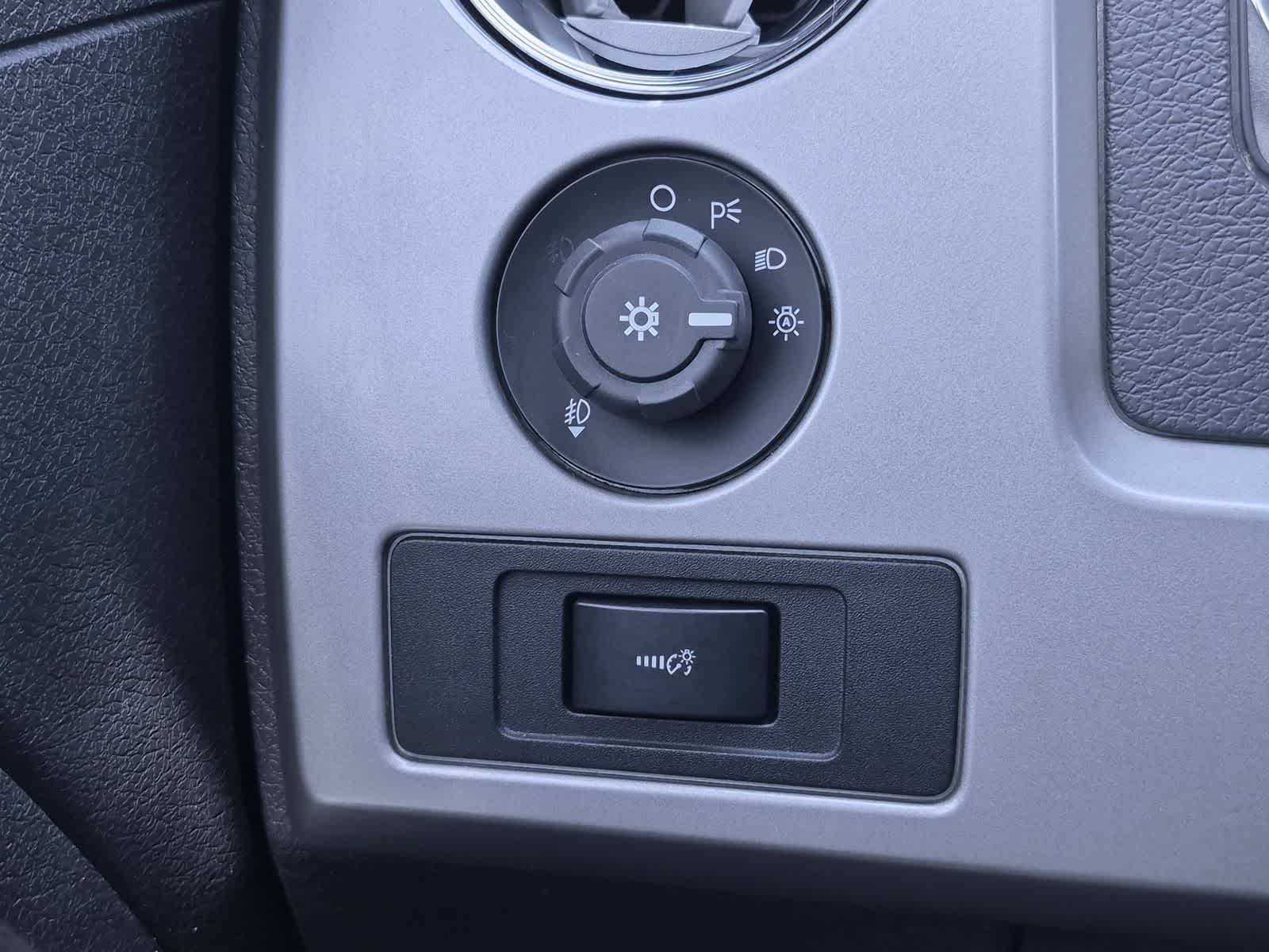 Thumbnail: 2012 Ford F-150 - 28