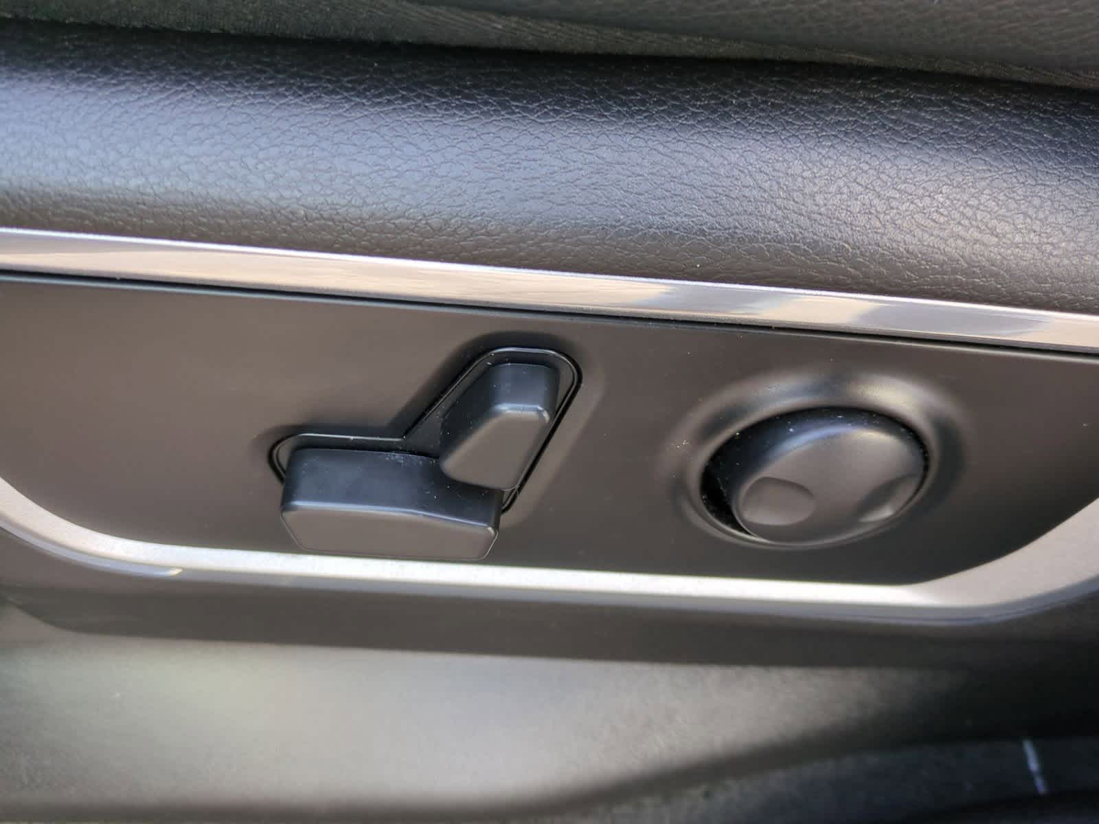 Thumbnail: 2022 RAM 1500 - 17