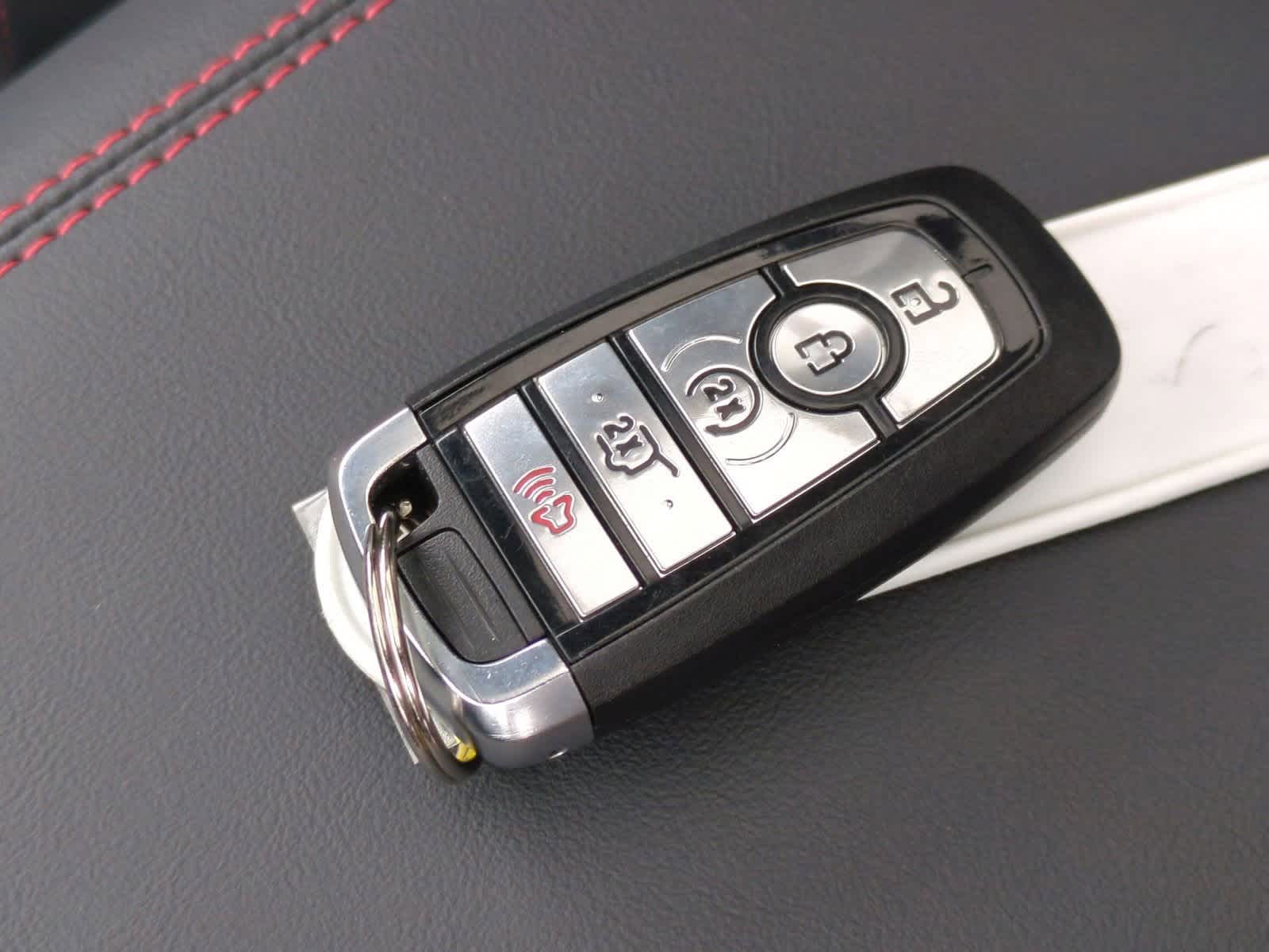 Thumbnail: 2025 Ford Explorer - 38