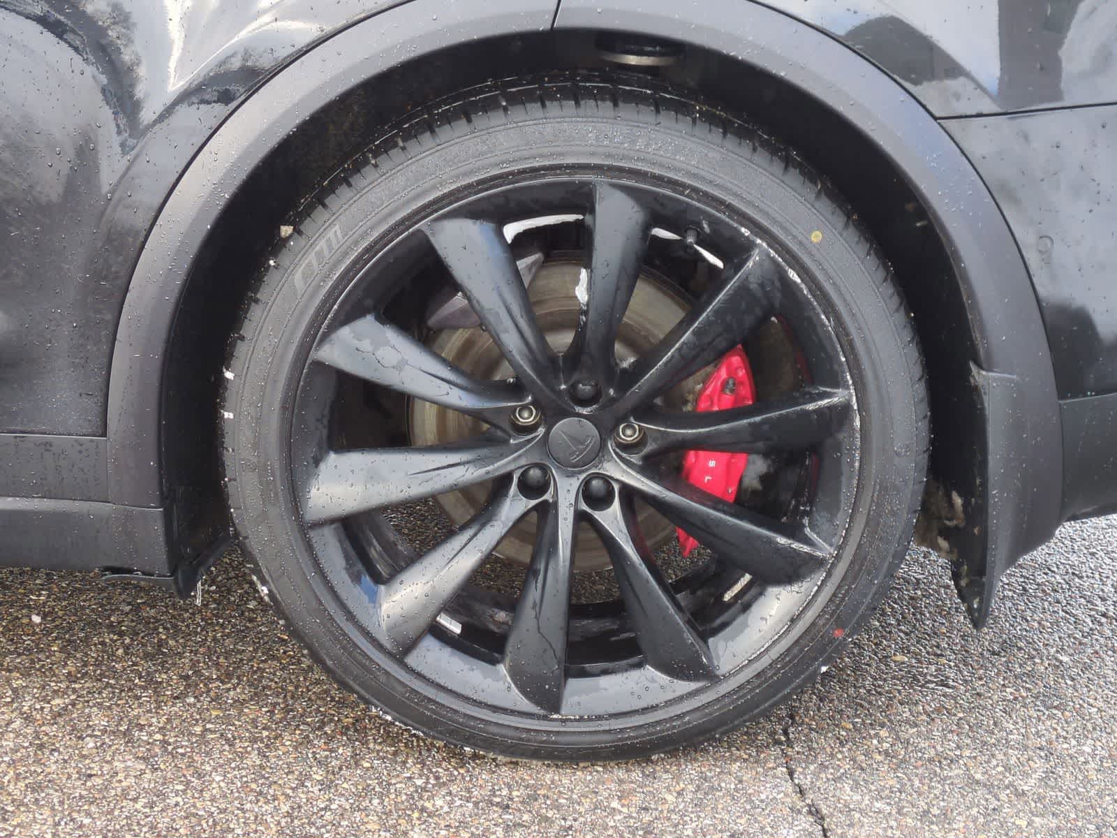 Thumbnail: 2017 Tesla Model X - 14