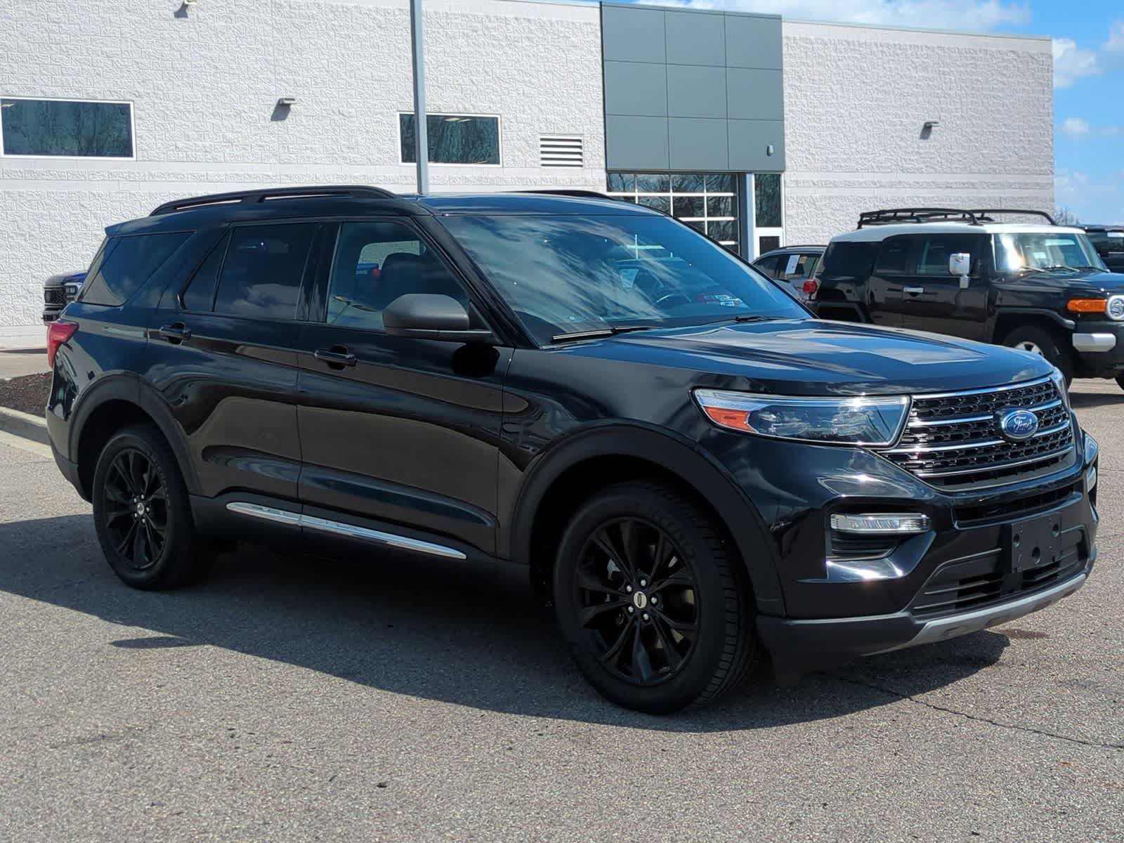 Thumbnail: 2020 Ford Explorer - 2