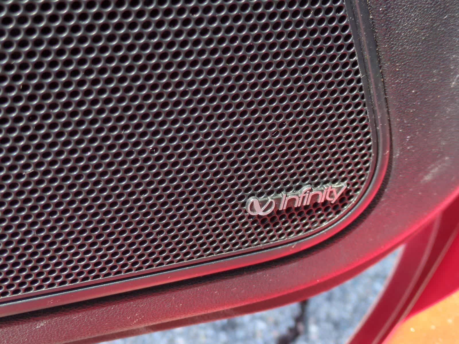 Thumbnail: 2012 Hyundai Genesis - 31