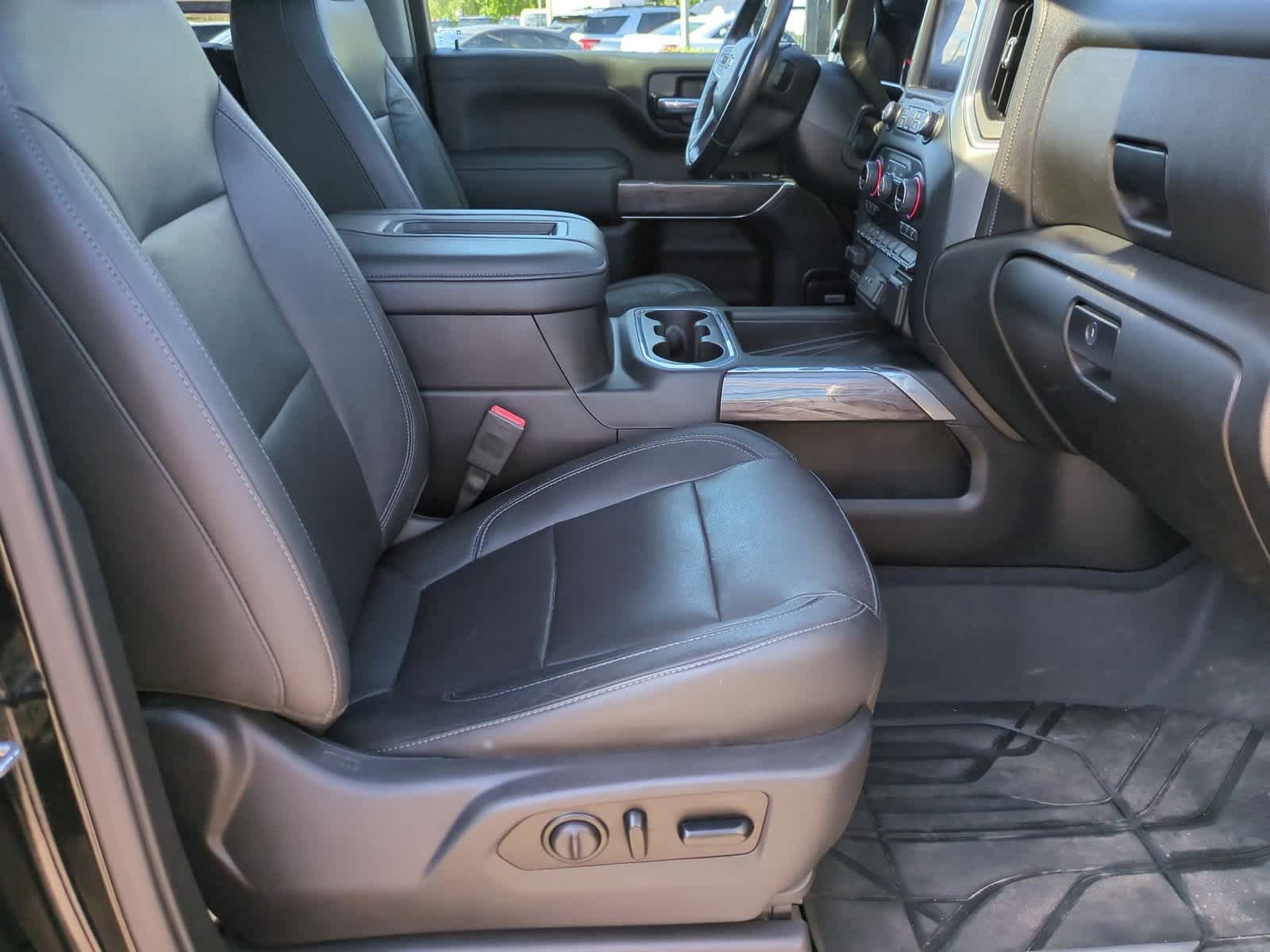 Thumbnail: 2020 Chevrolet Silverado 2500 - 23