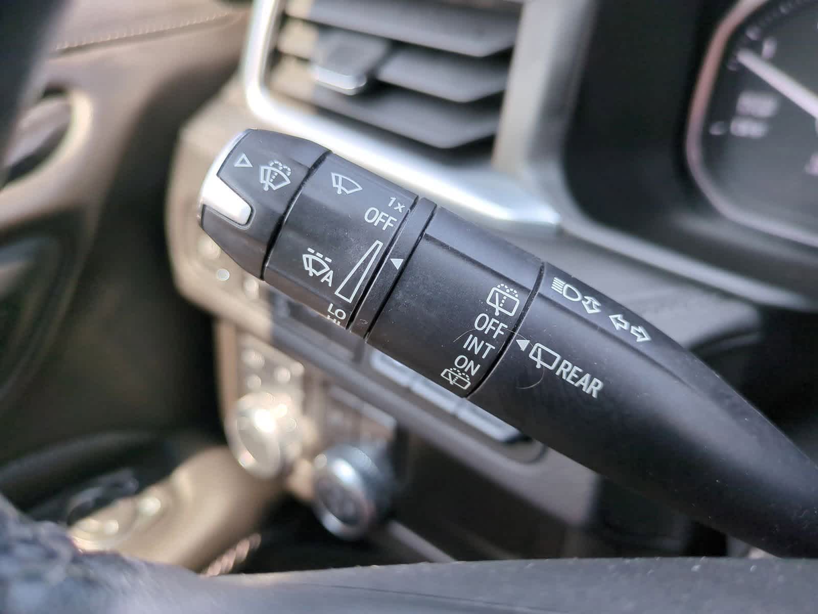 2021 GMC Yukon XL Denali 27