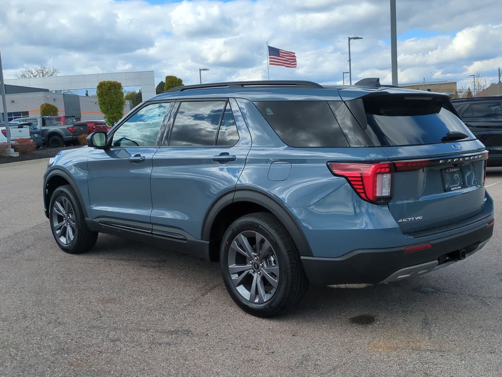 Thumbnail: 2026 Ford Explorer - 6