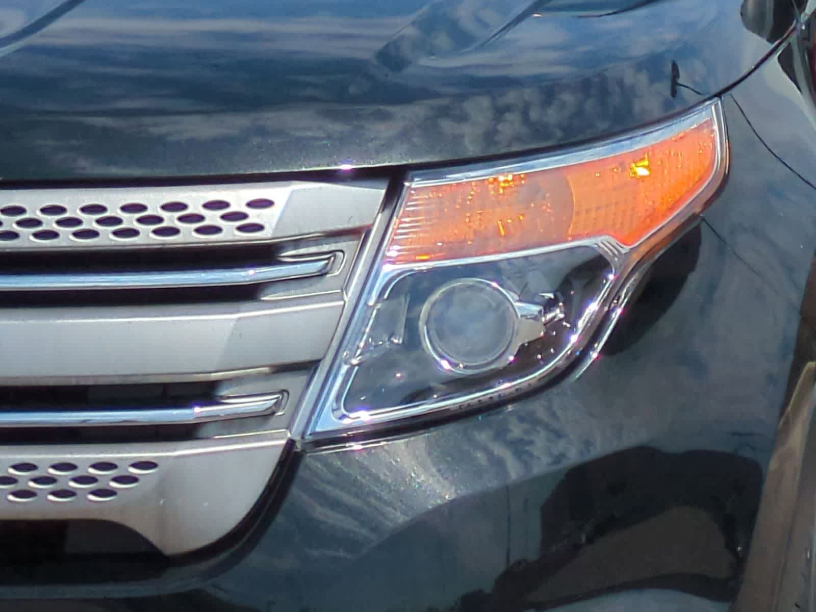 Thumbnail: 2015 Ford Explorer - 11