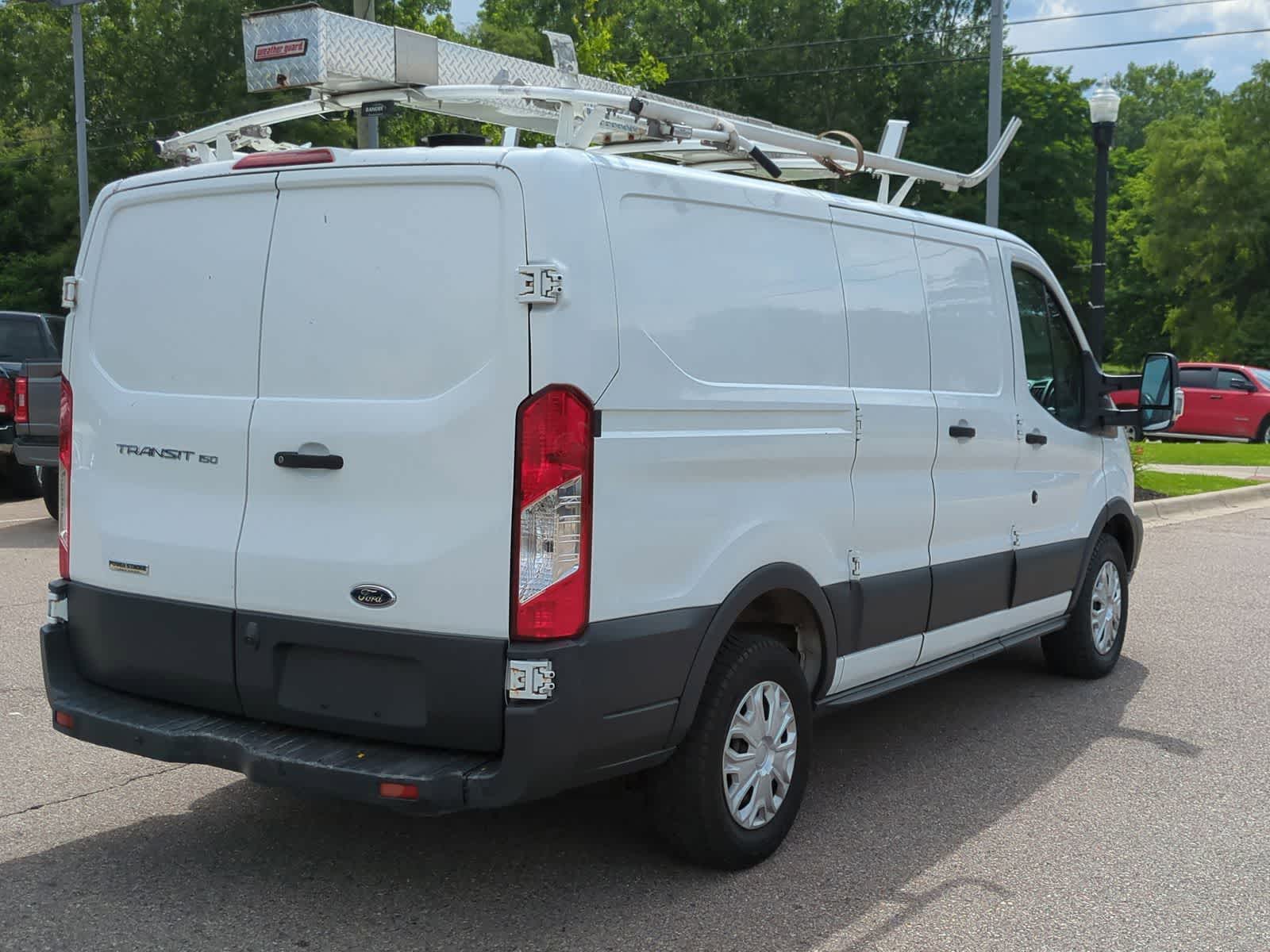 Thumbnail: 2018 Ford Transit Series - 8