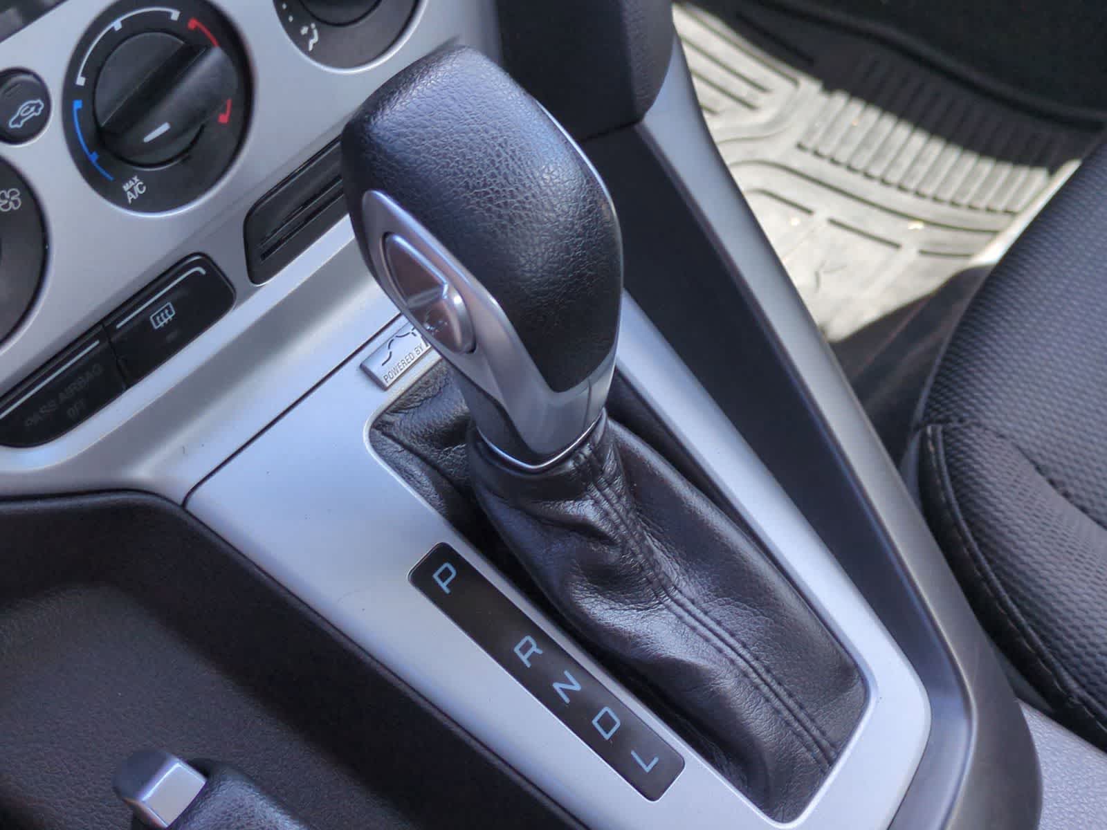 Thumbnail: 2014 Ford Focus - 32