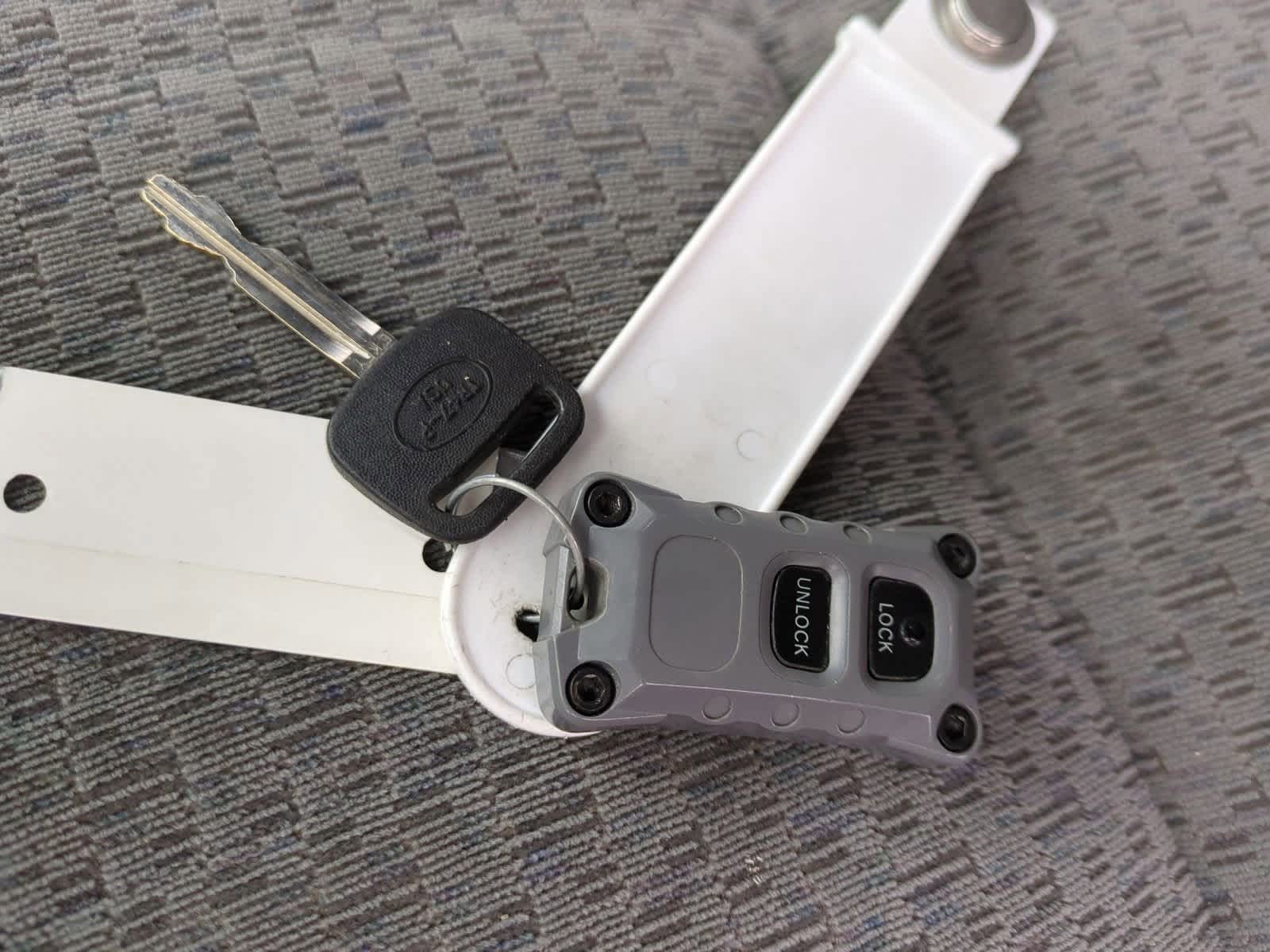 Thumbnail: 2006 Toyota Tundra - 33