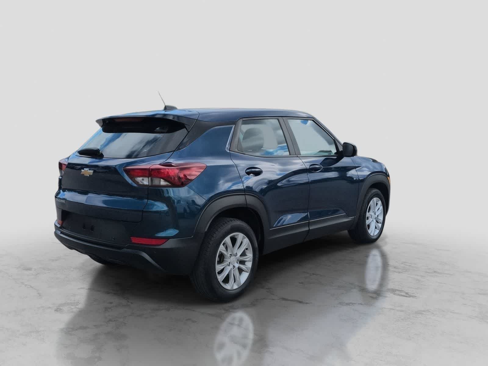 Thumbnail: 2021 Chevrolet TrailBlazer - 8