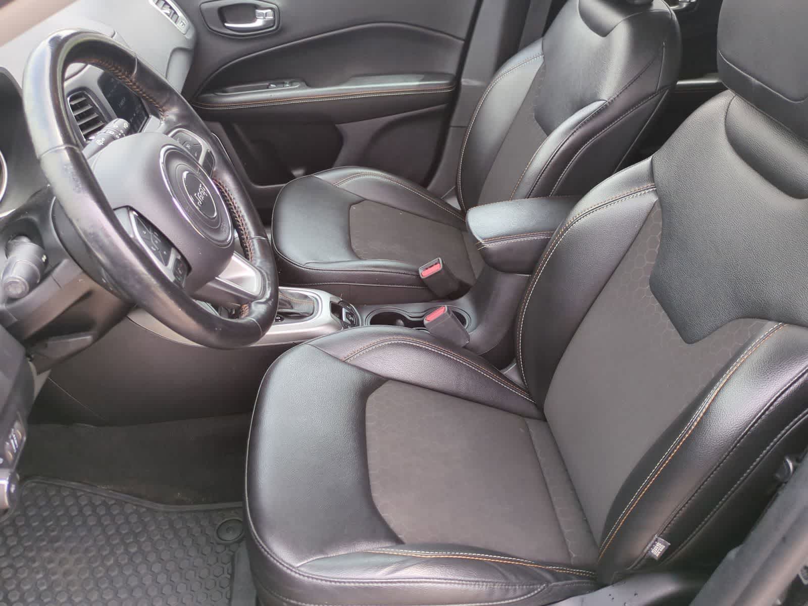 Thumbnail: 2021 Jeep Compass - 16