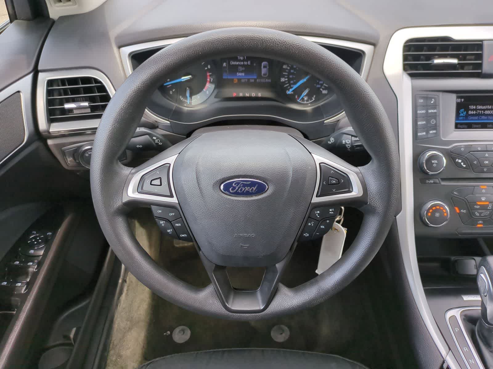 Thumbnail: 2015 Ford Fusion - 22