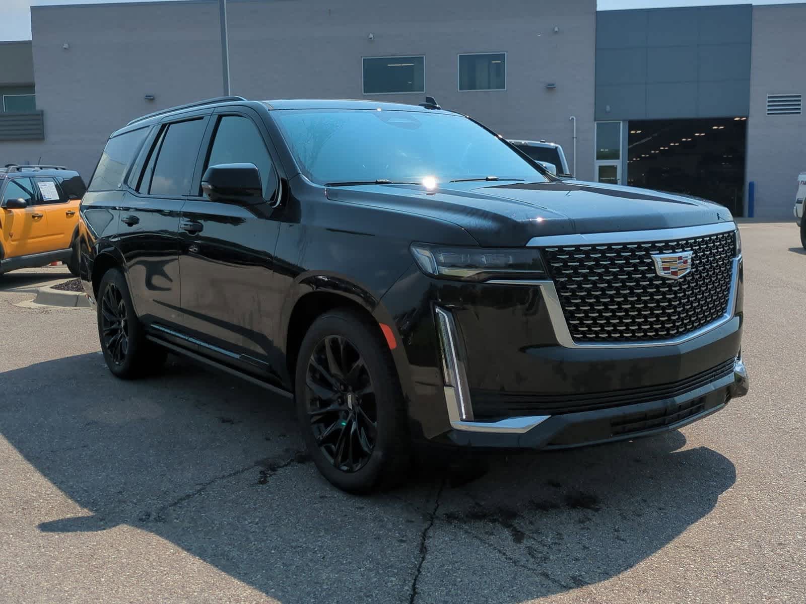 2023 Cadillac Escalade Sport 2