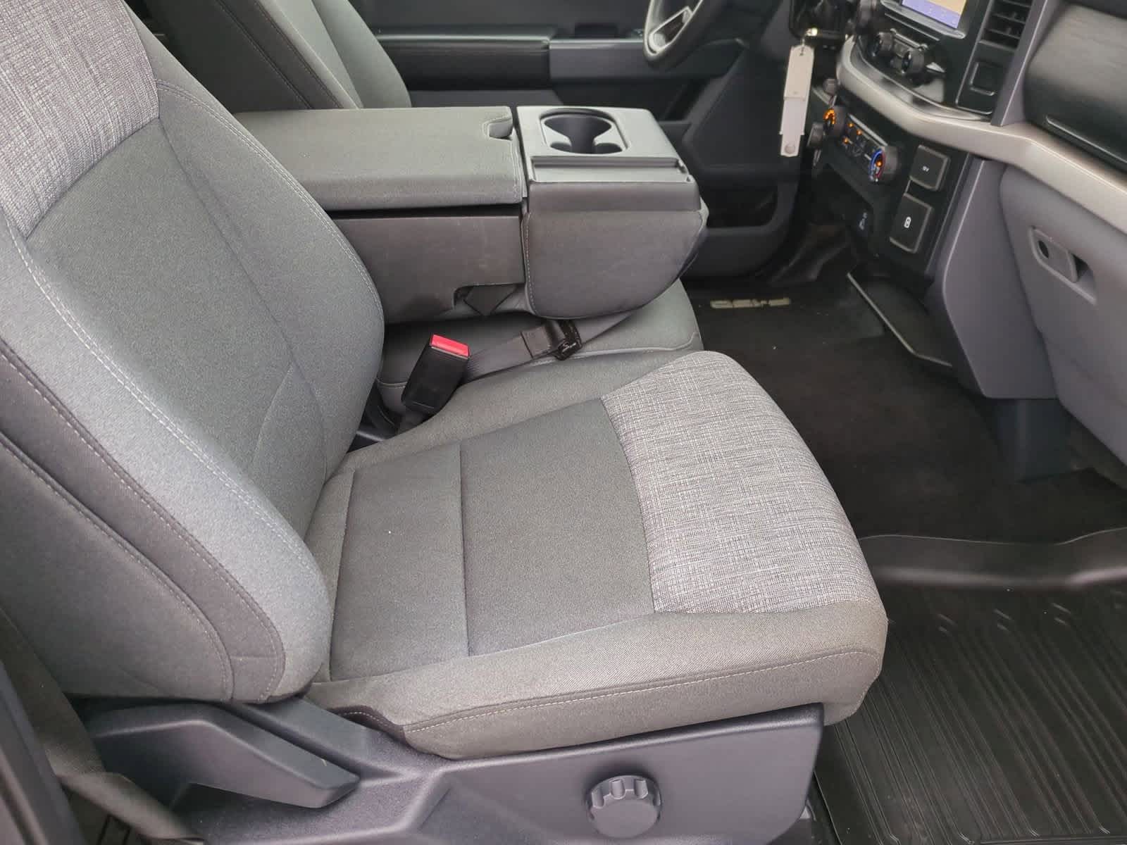 Thumbnail: 2022 Ford F-150 - 21