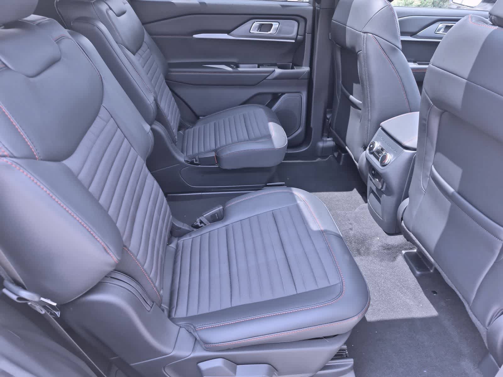 Thumbnail: 2026 Ford Explorer - 21