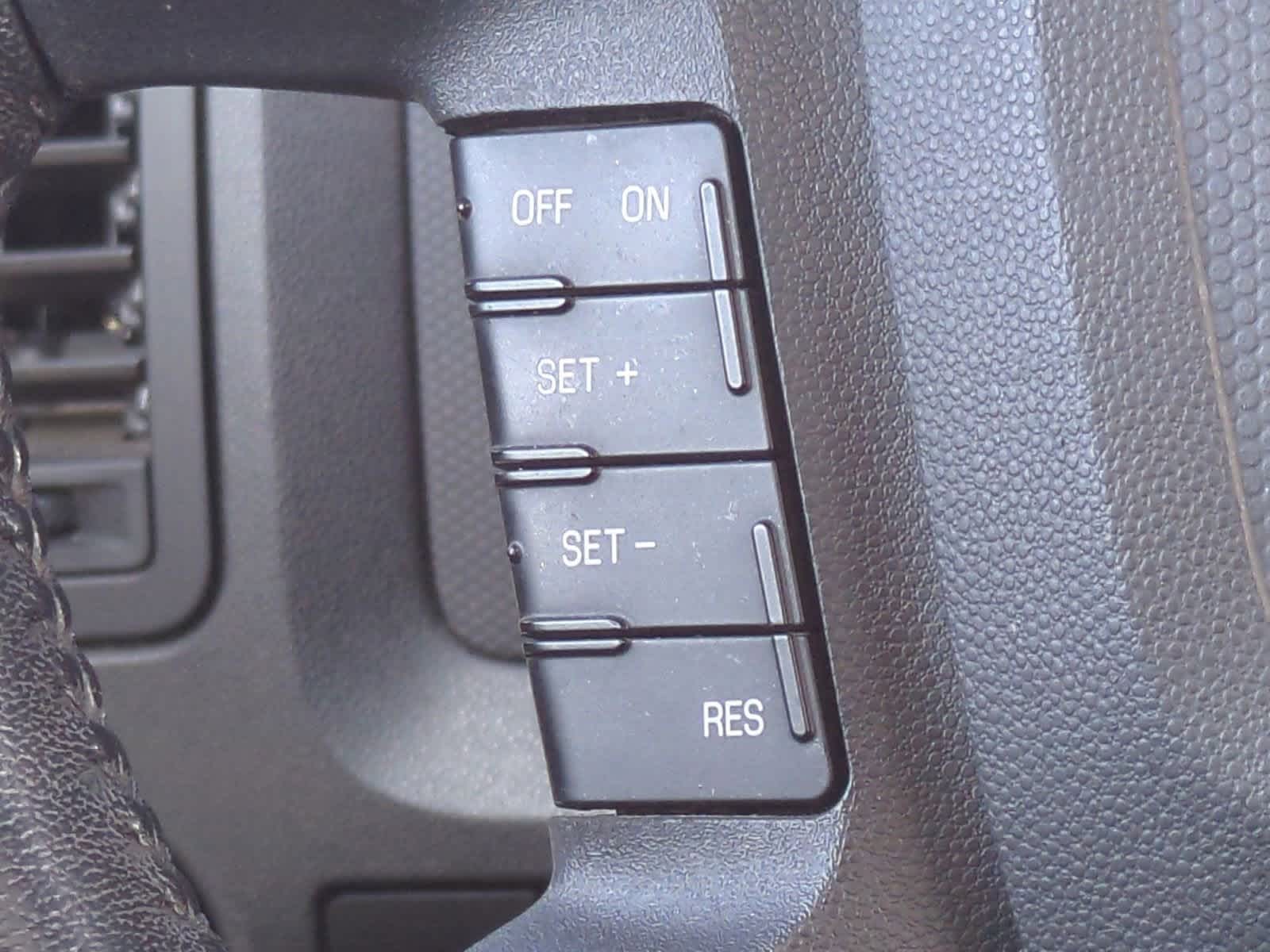 2011 Ford Escape XLT 25