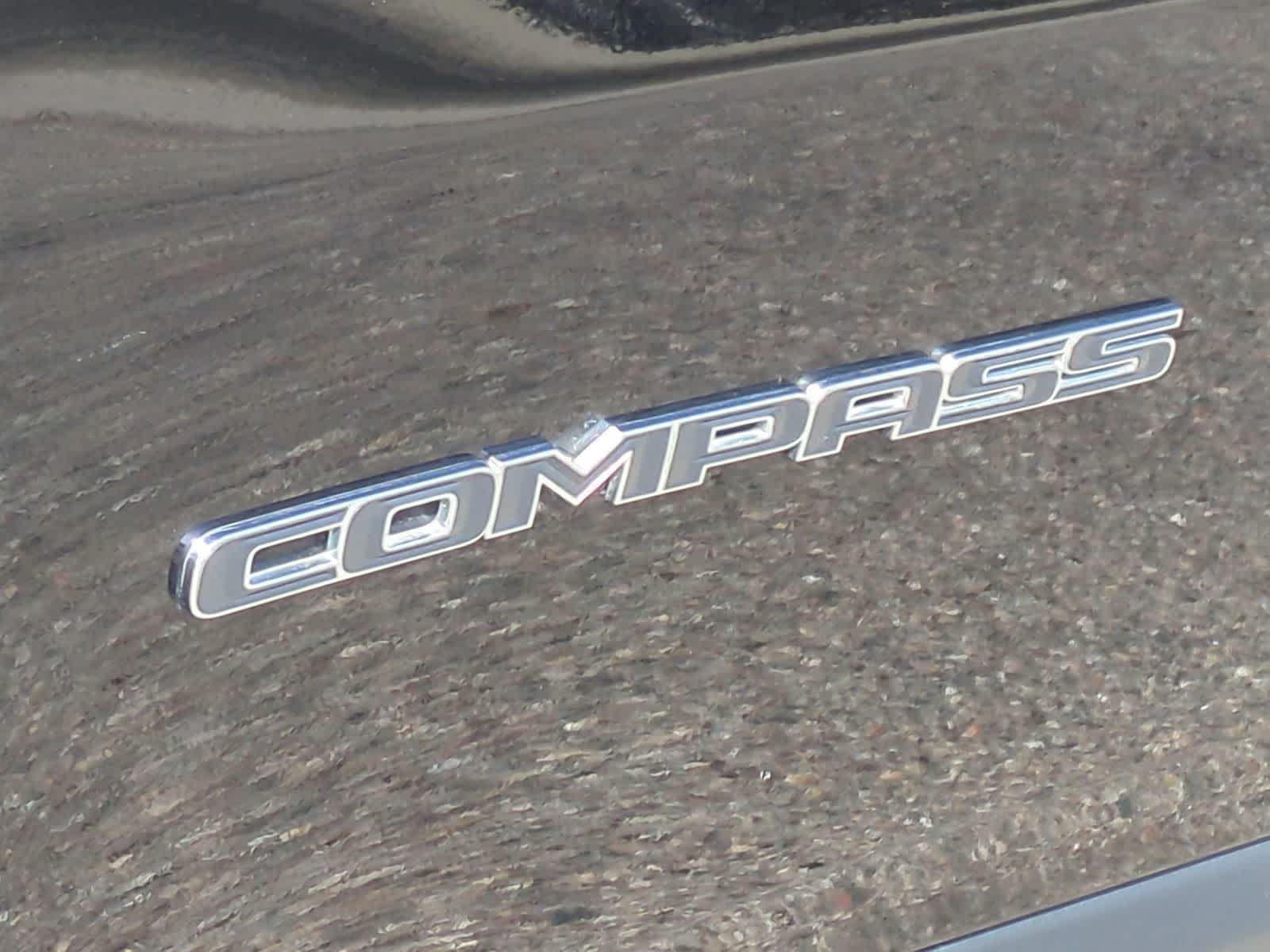 Thumbnail: 2020 Jeep Compass - 13